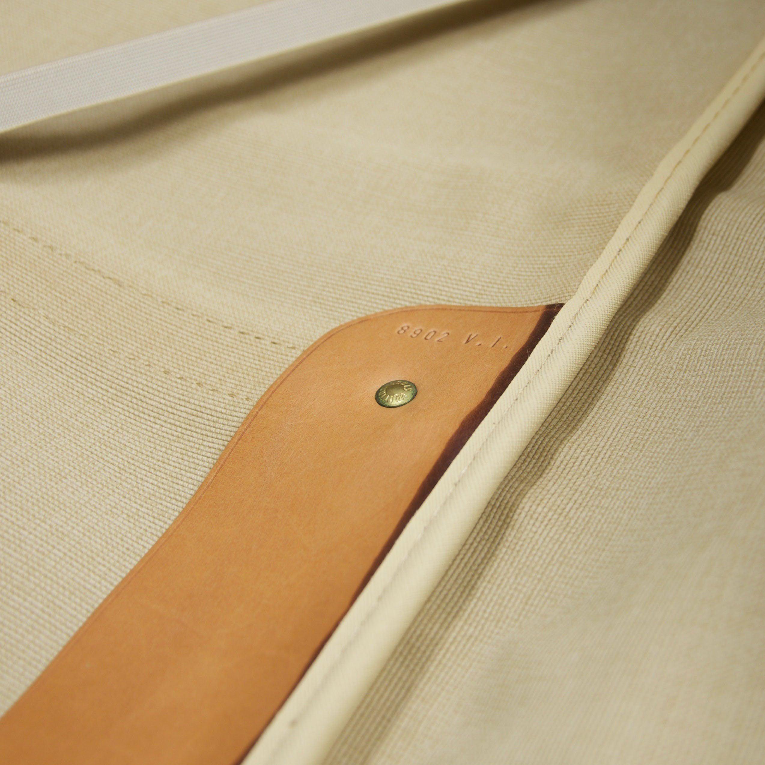 Louis Vuitton Monogram Sirius 70