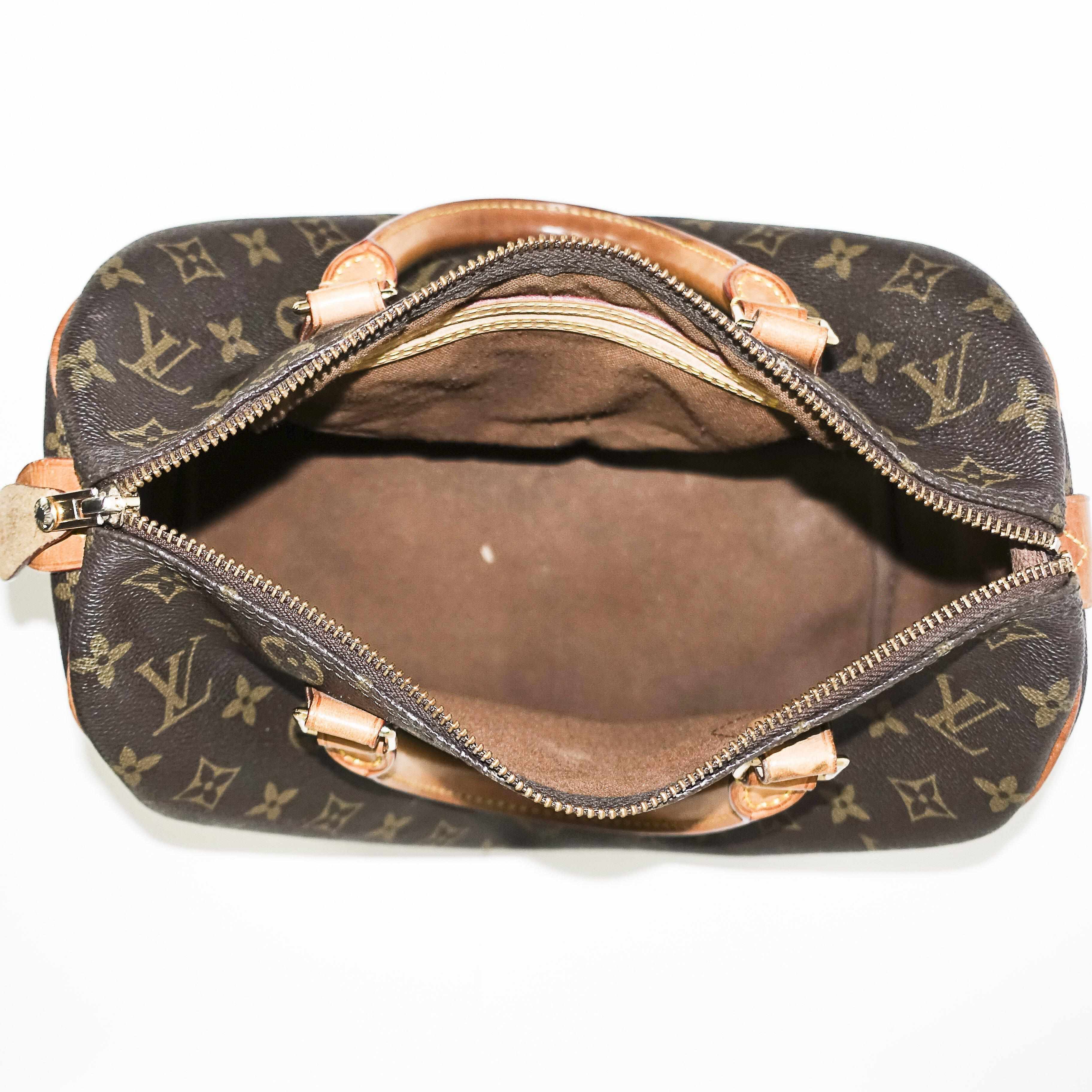 Louis Vuitton Monogram Speedy 25