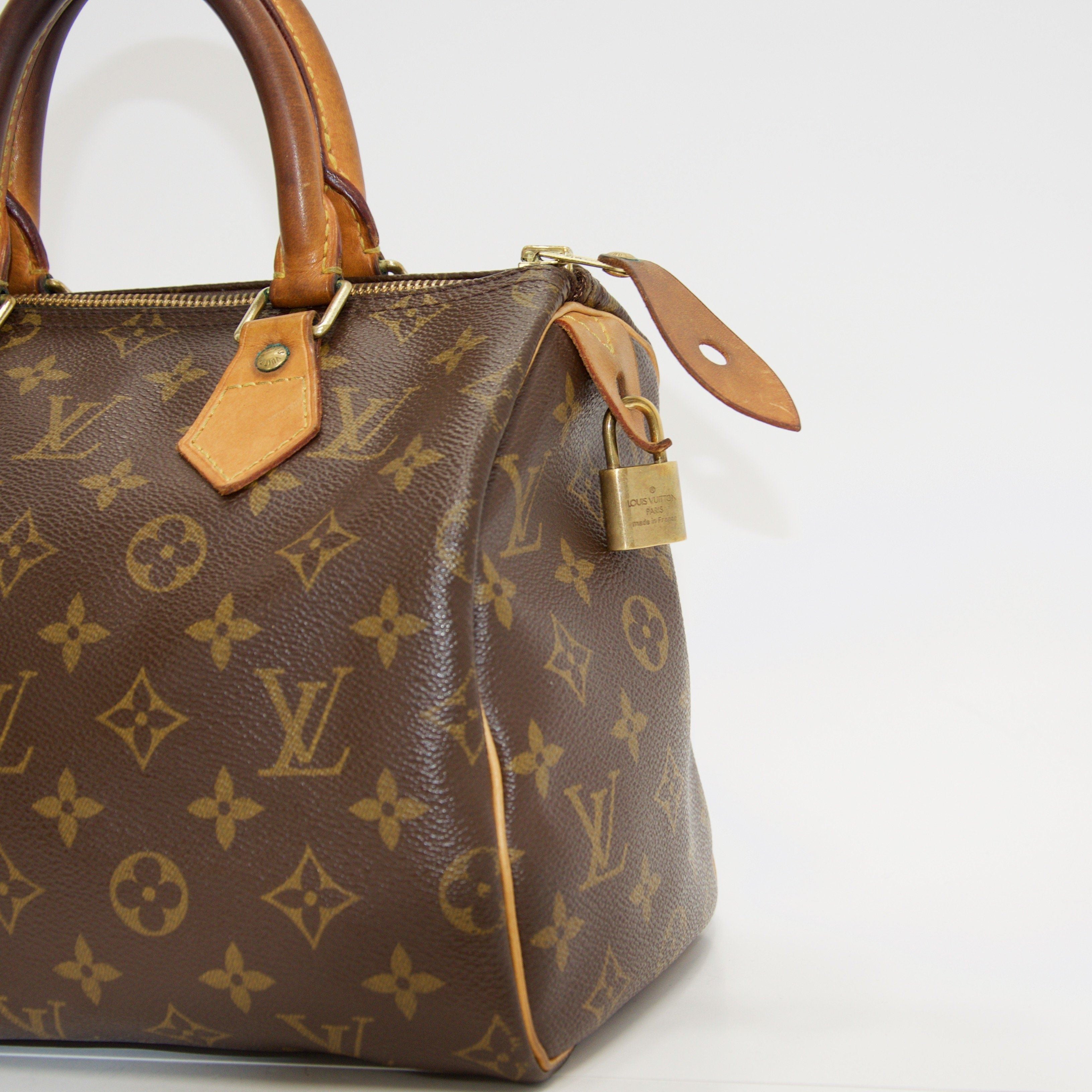 Louis Vuitton Monogram Speedy 25