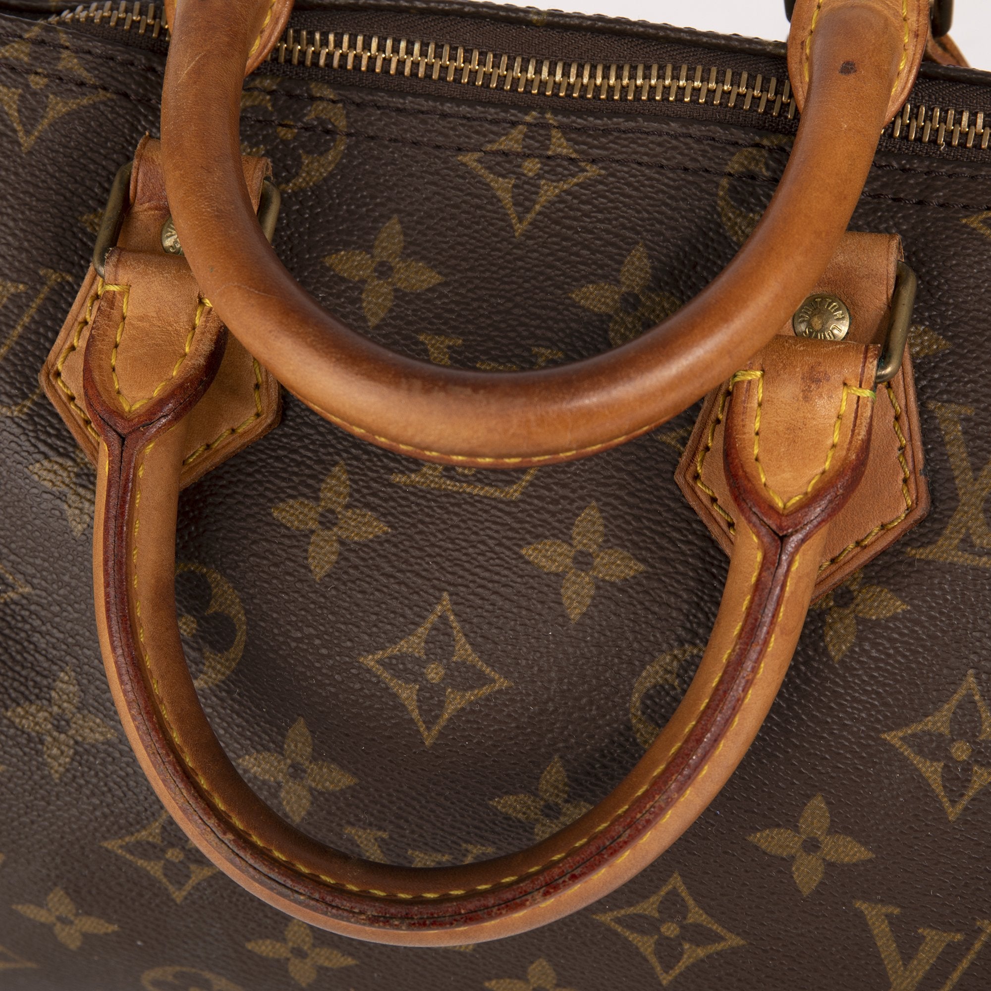 Louis Vuitton Monogram Speedy 25