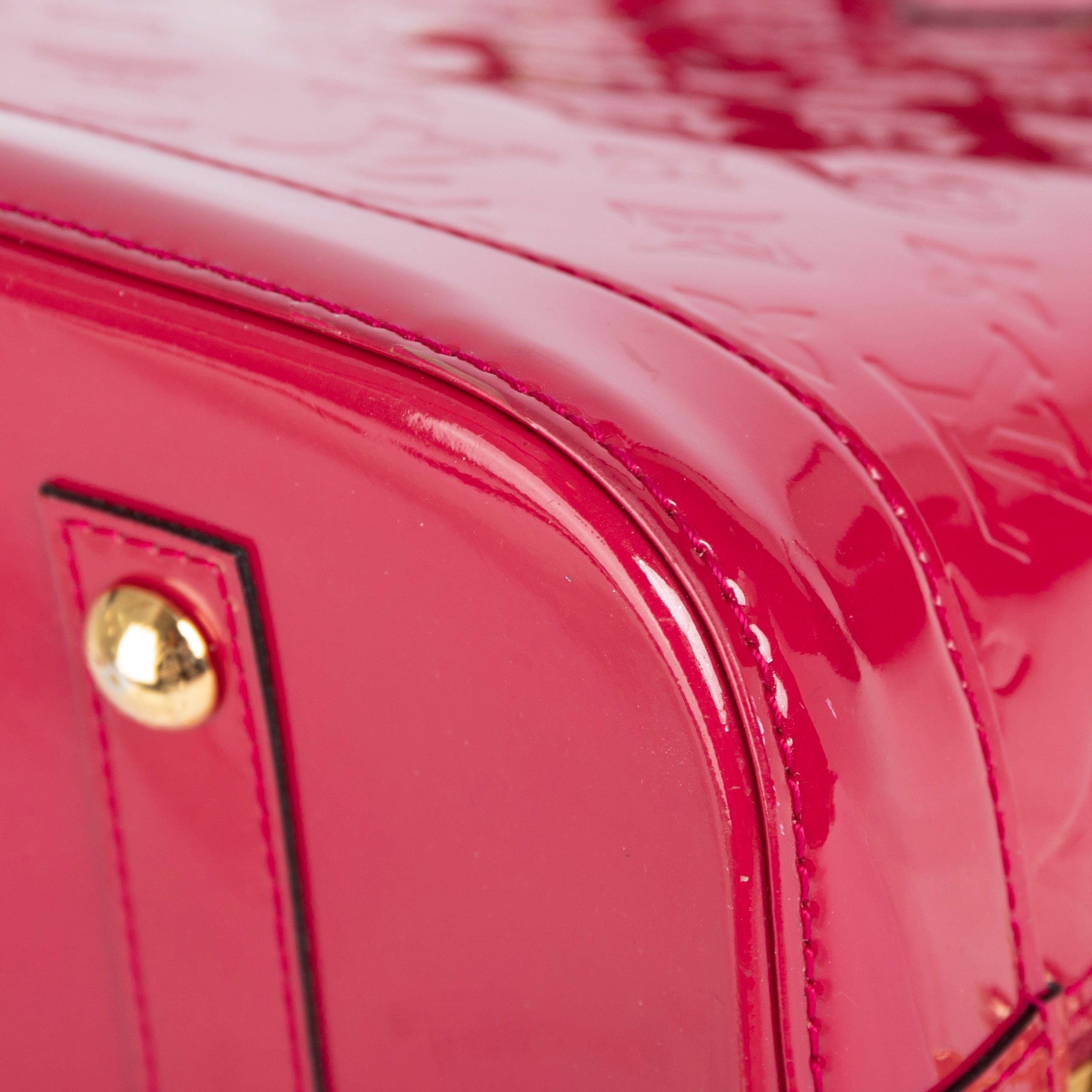 Louis Vuitton Monogram Vernis Alma MM w/ Strap