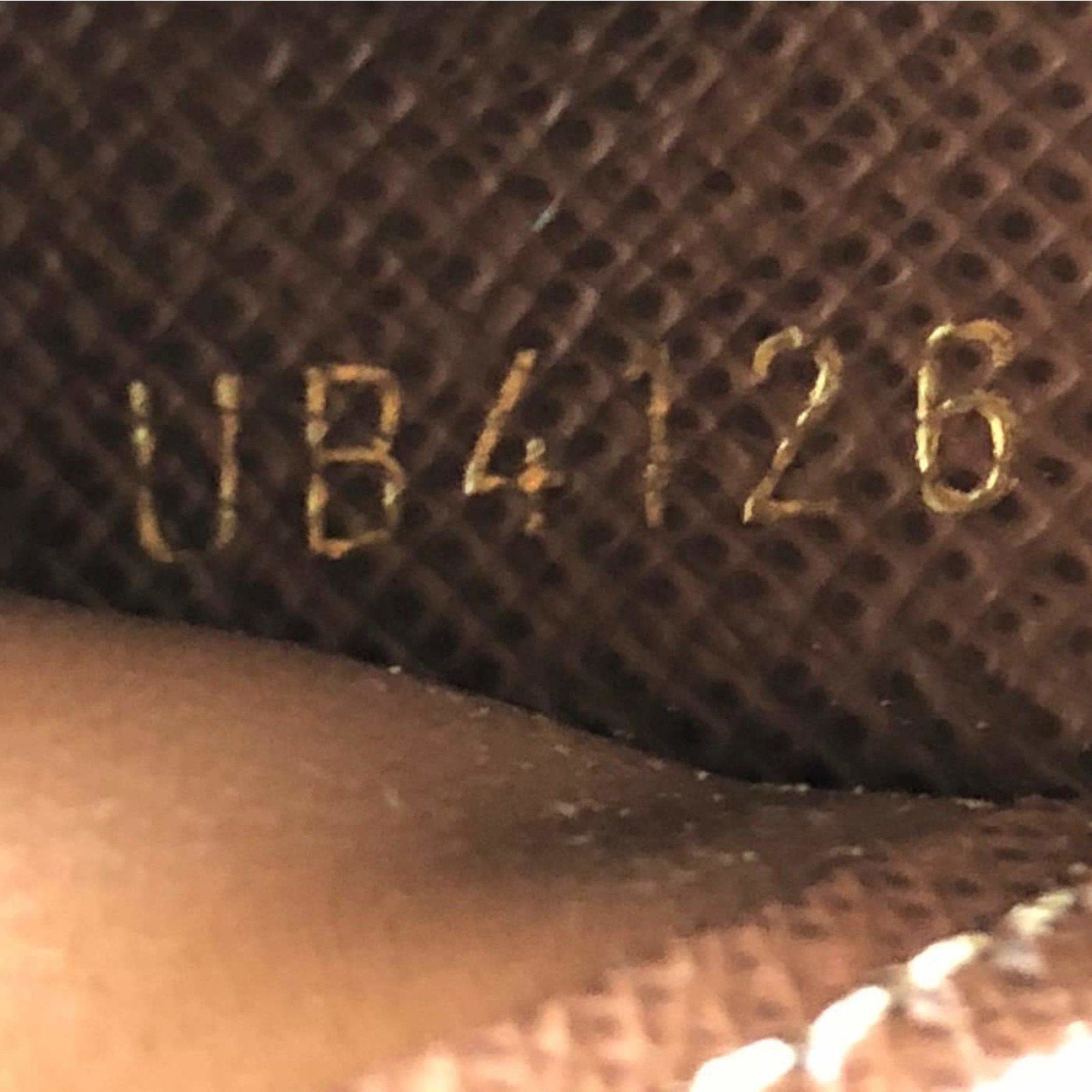 Louis Vuitton Monogram Zippy Wallet