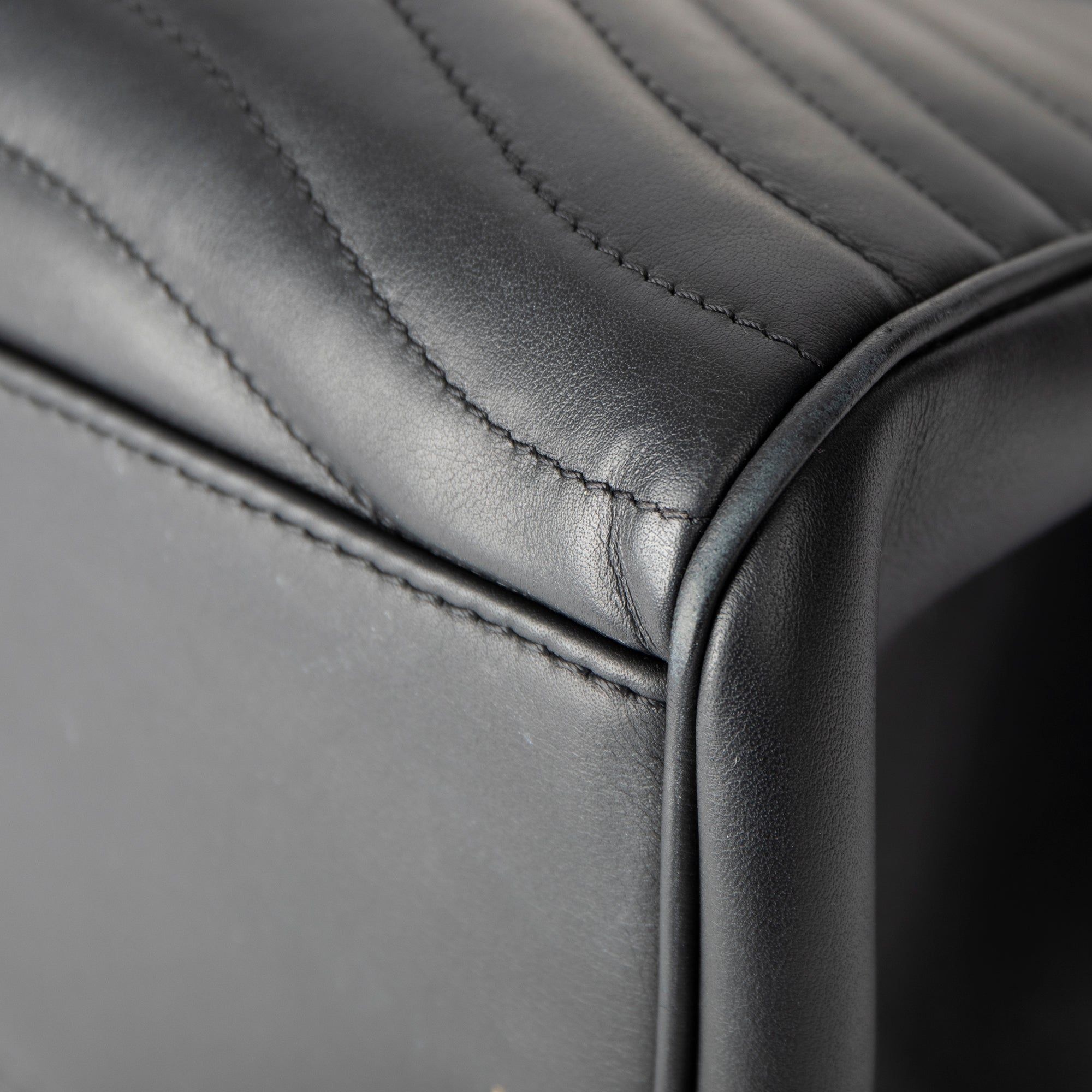 Louis Vuitton New Wave Chain Tote