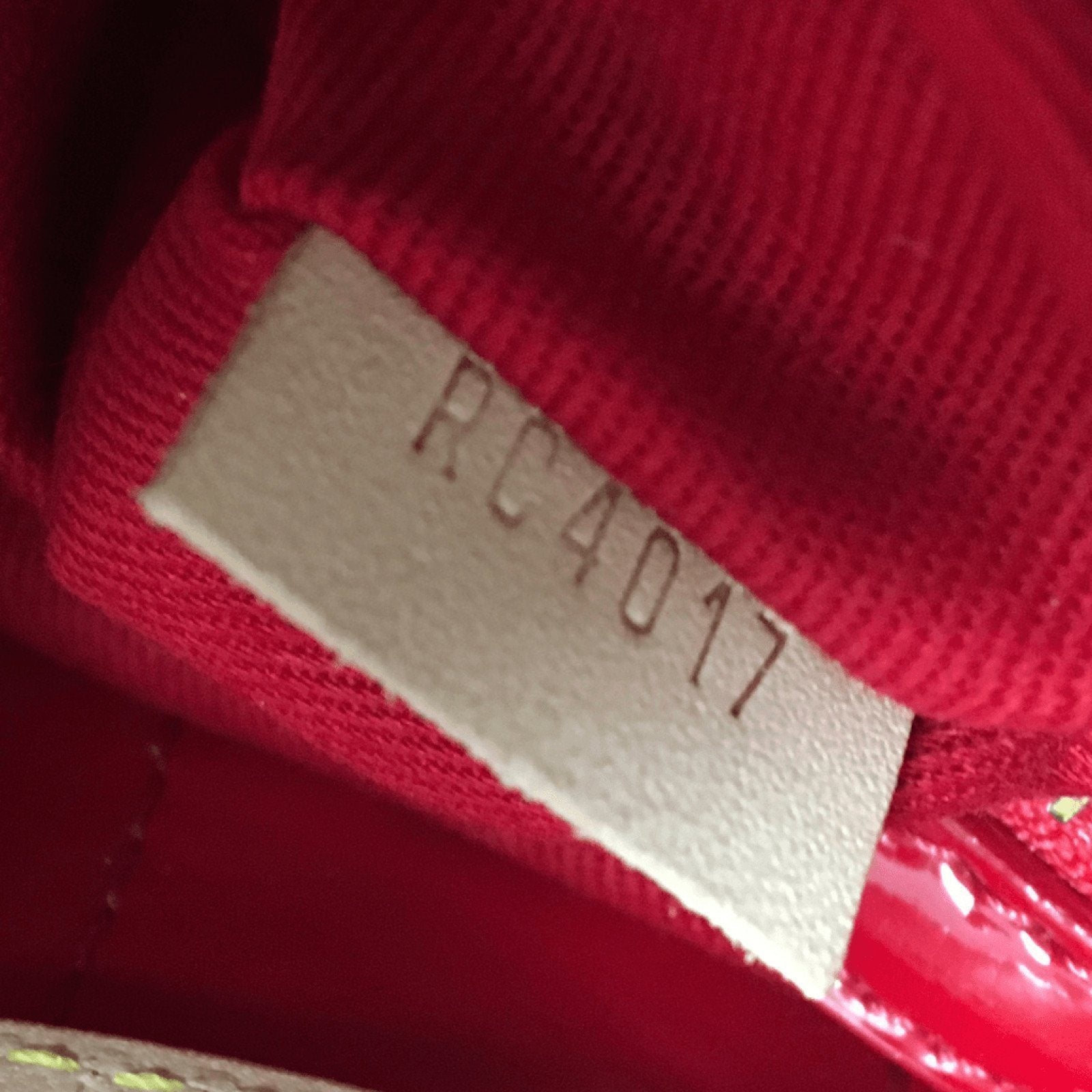 Louis Vuitton Rubis Salina MM