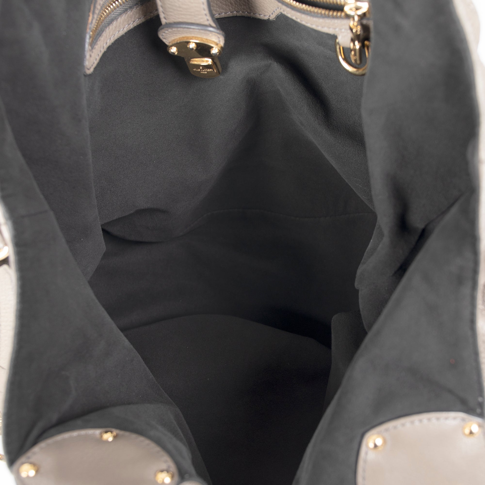 Louis Vuitton Taupe Mahina L Hobo