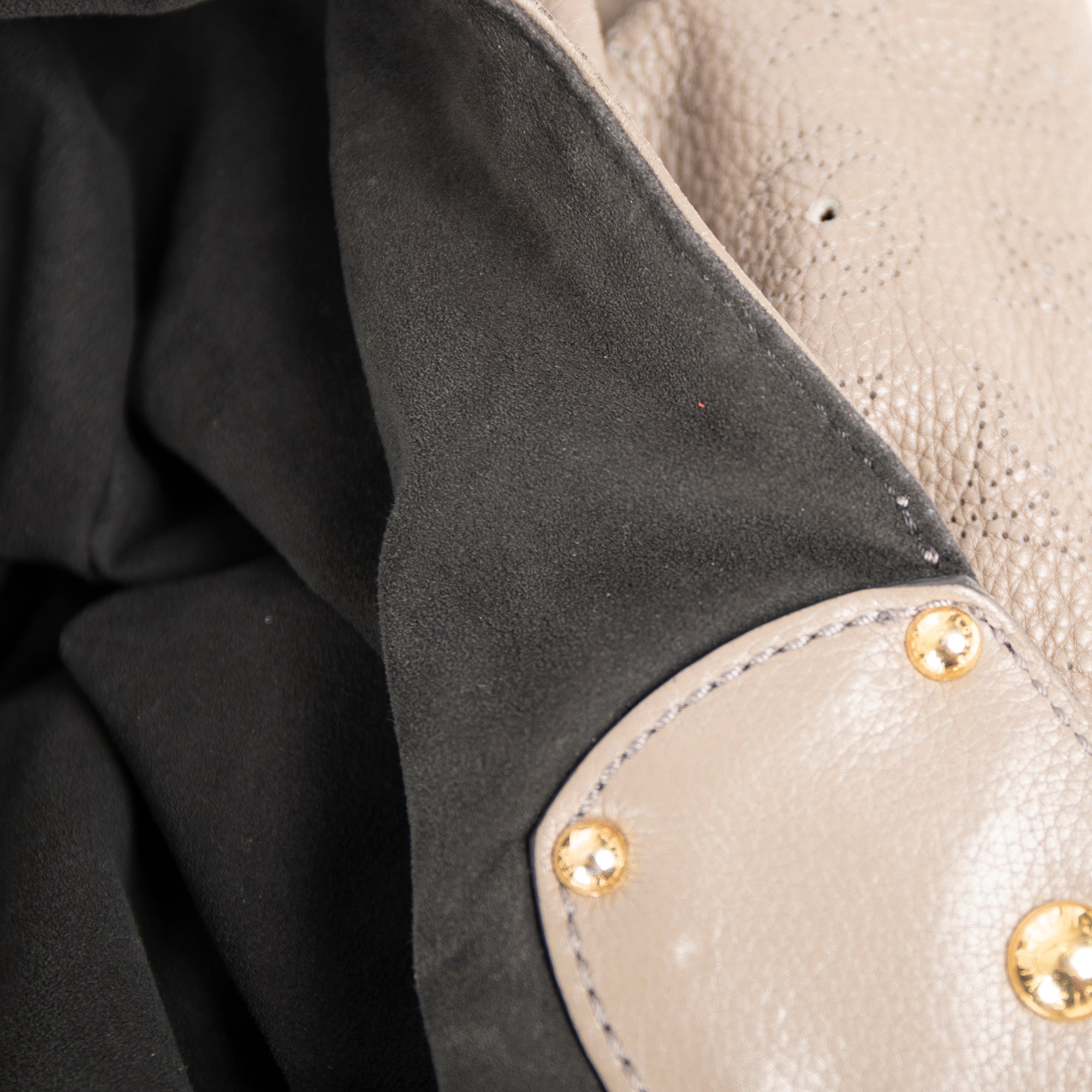 Louis Vuitton Taupe Mahina L Hobo