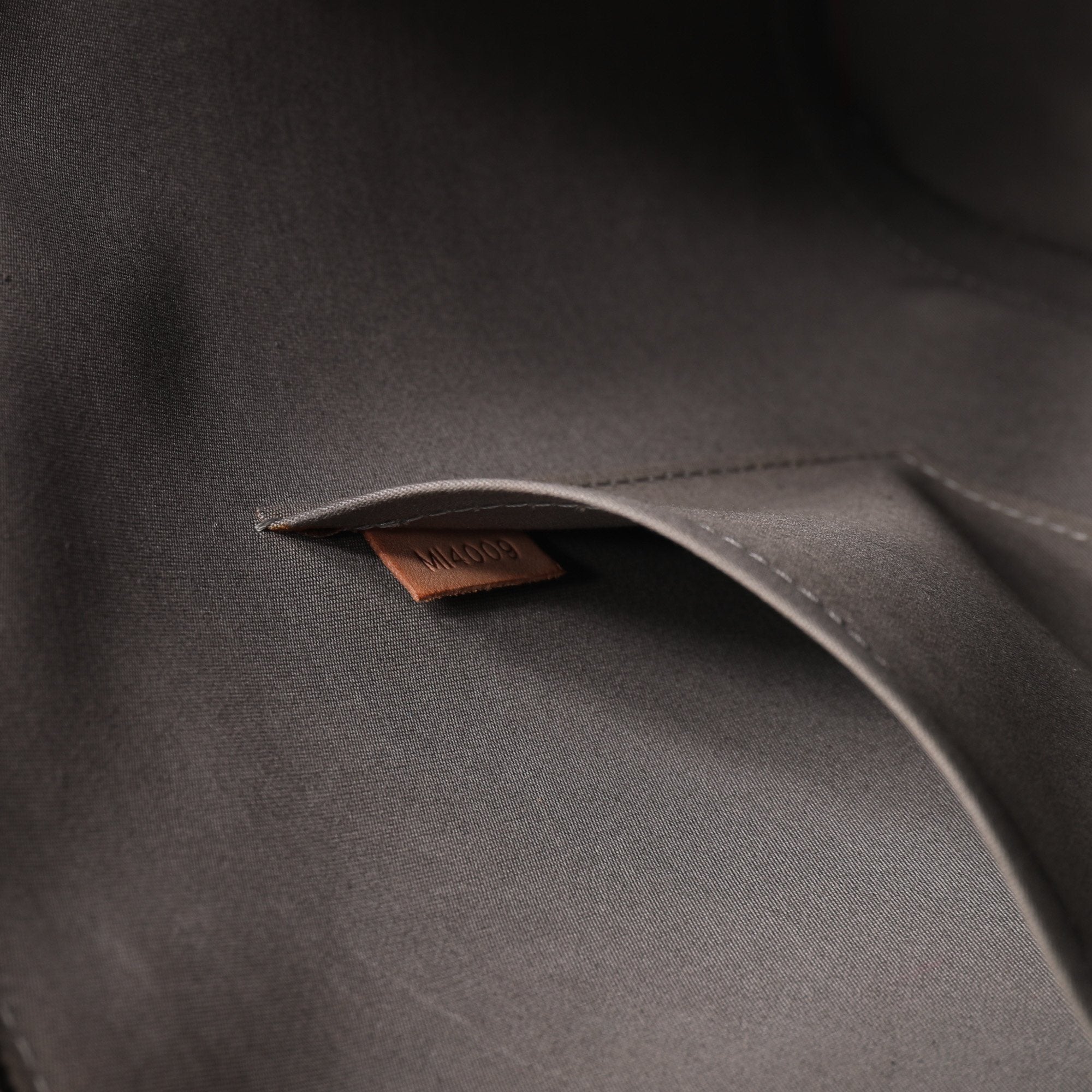 Louis Vuitton Vernis Alma GM