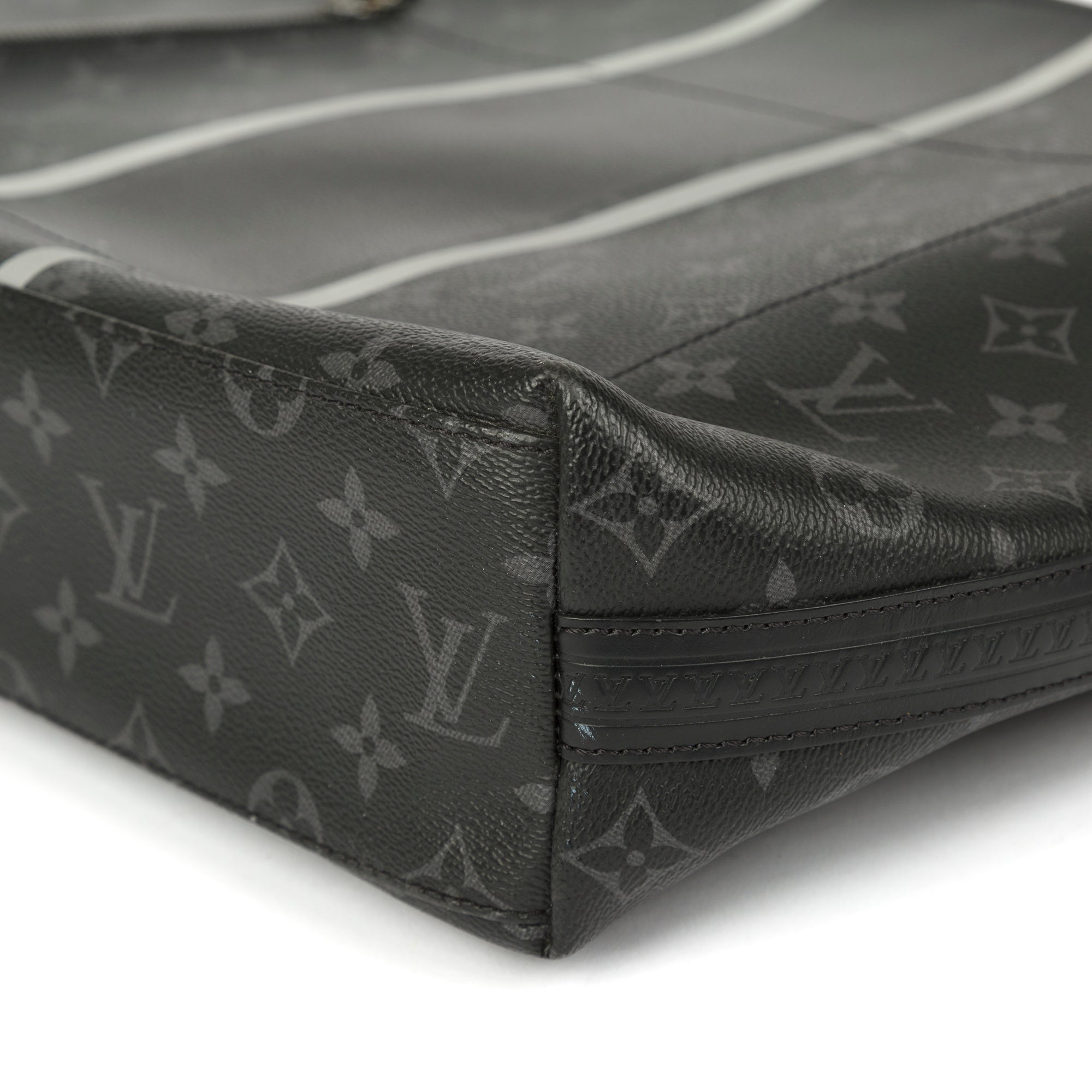 Louis Vuitton x Fragment Monogram Eclipse Apollo Messenger Bag