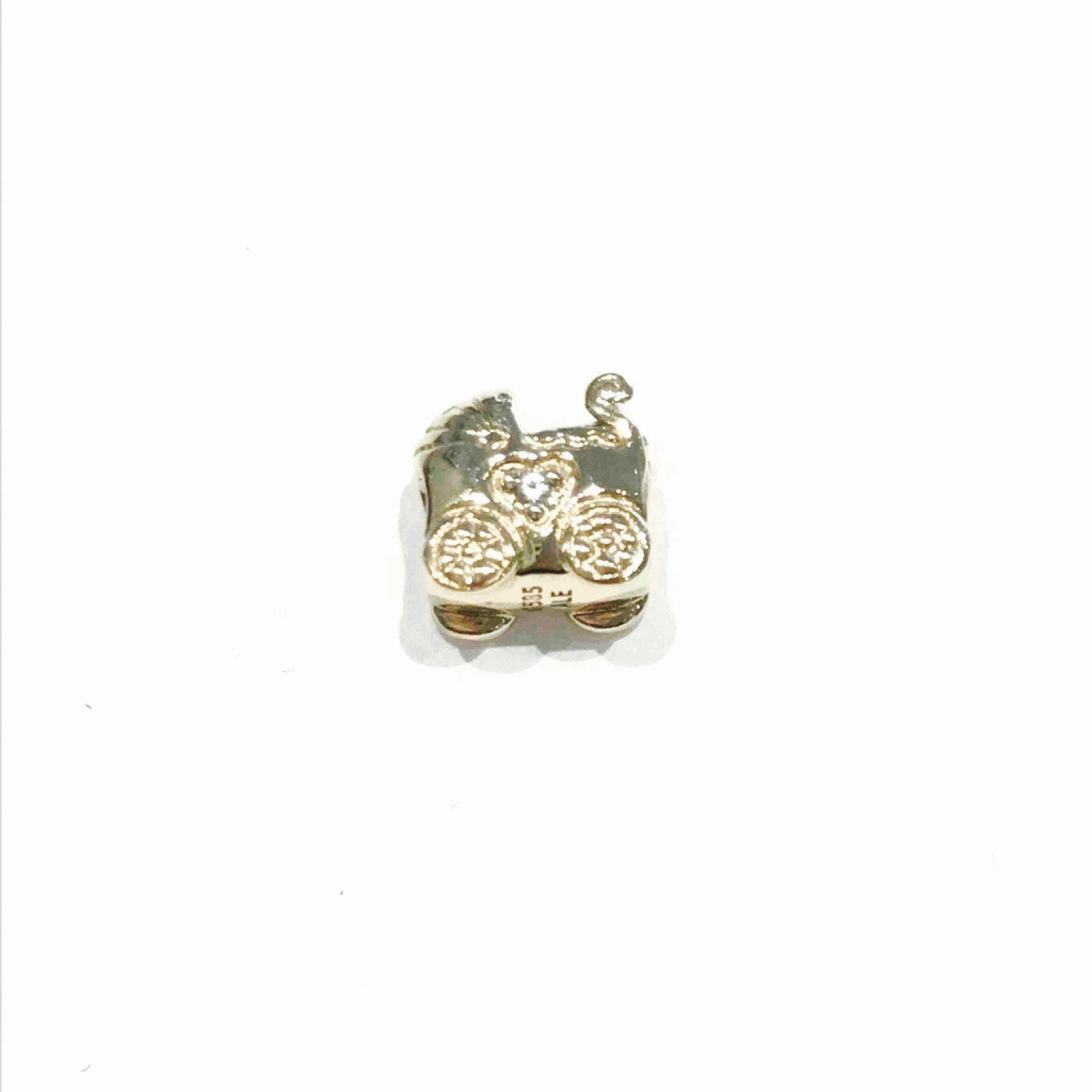 Pandora Royal Carriage Charm