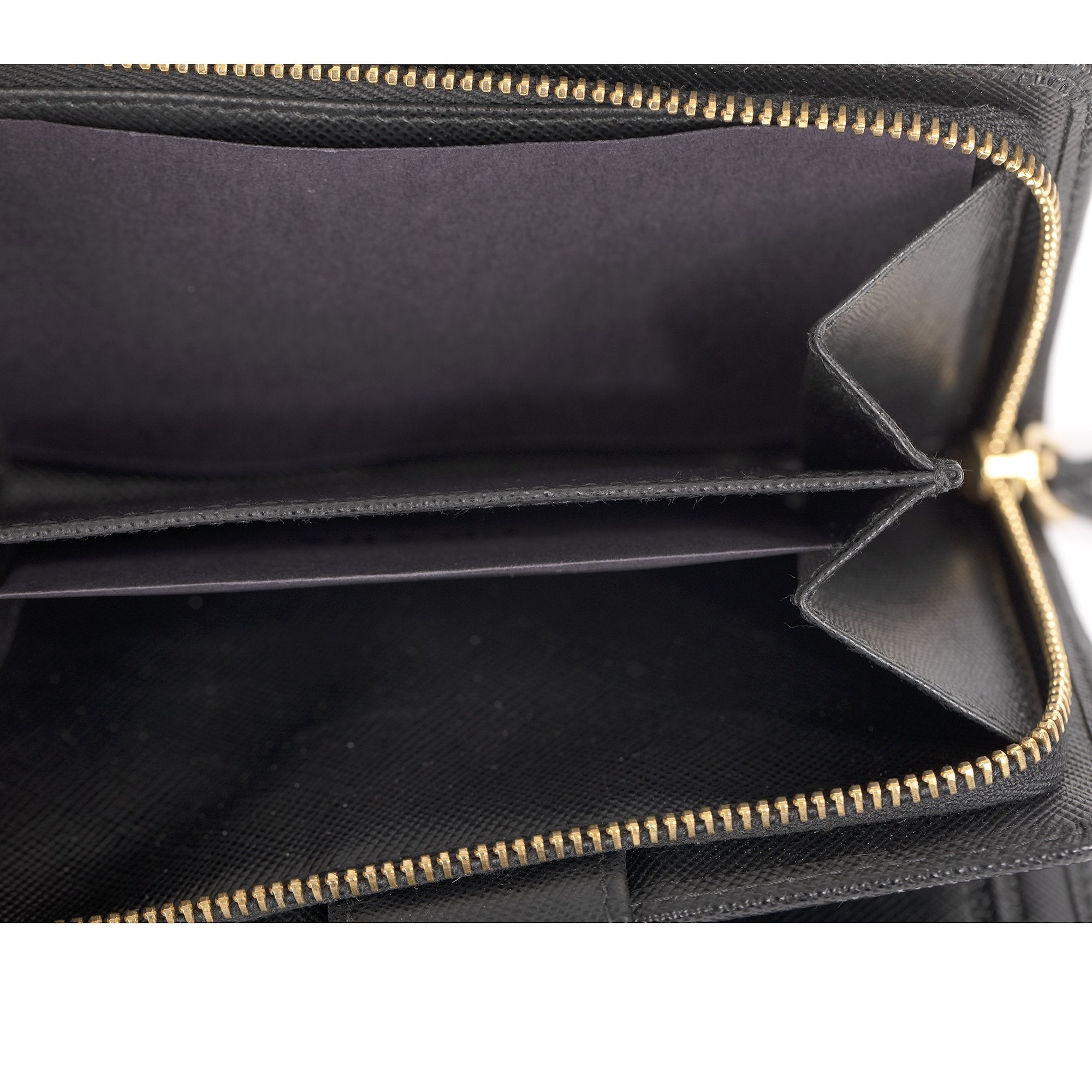 Prada Medium Saffiano Wallet w/ Box