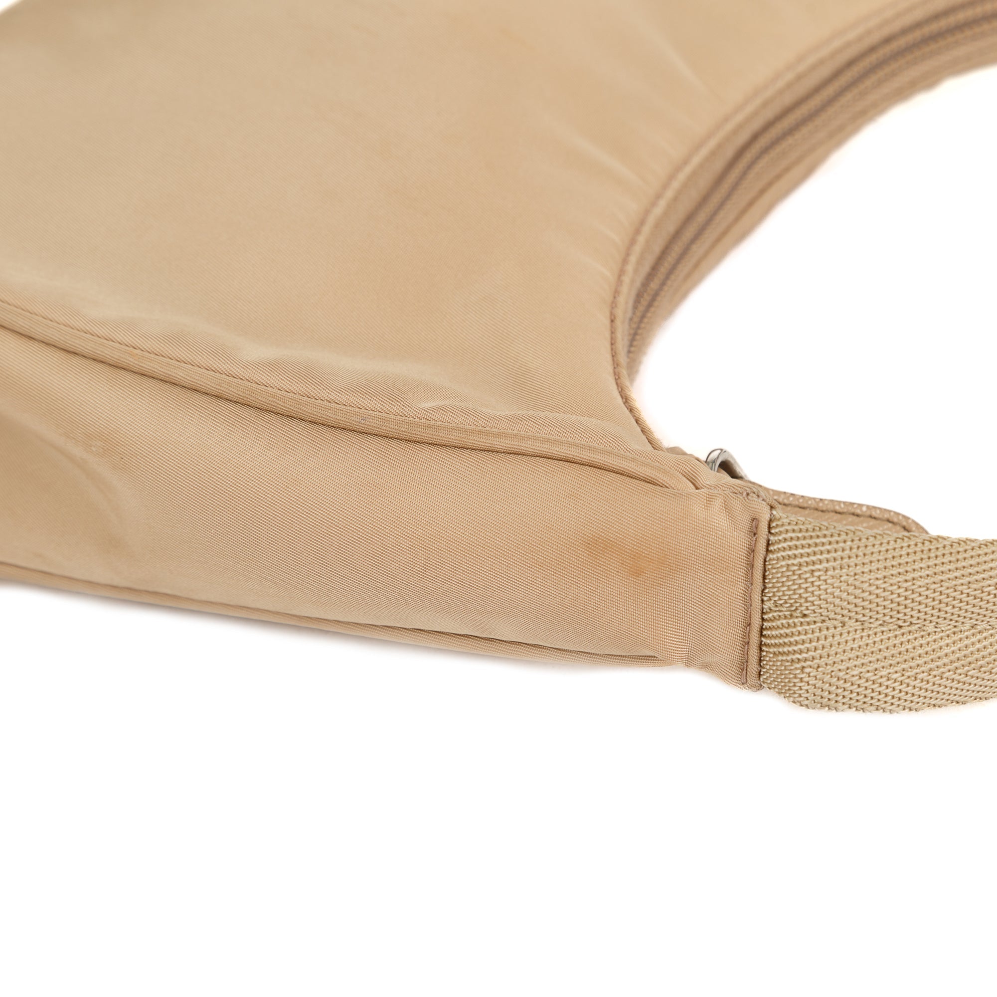 Prada Re-Edition 2000 Tessuto Nylon Mini Bag