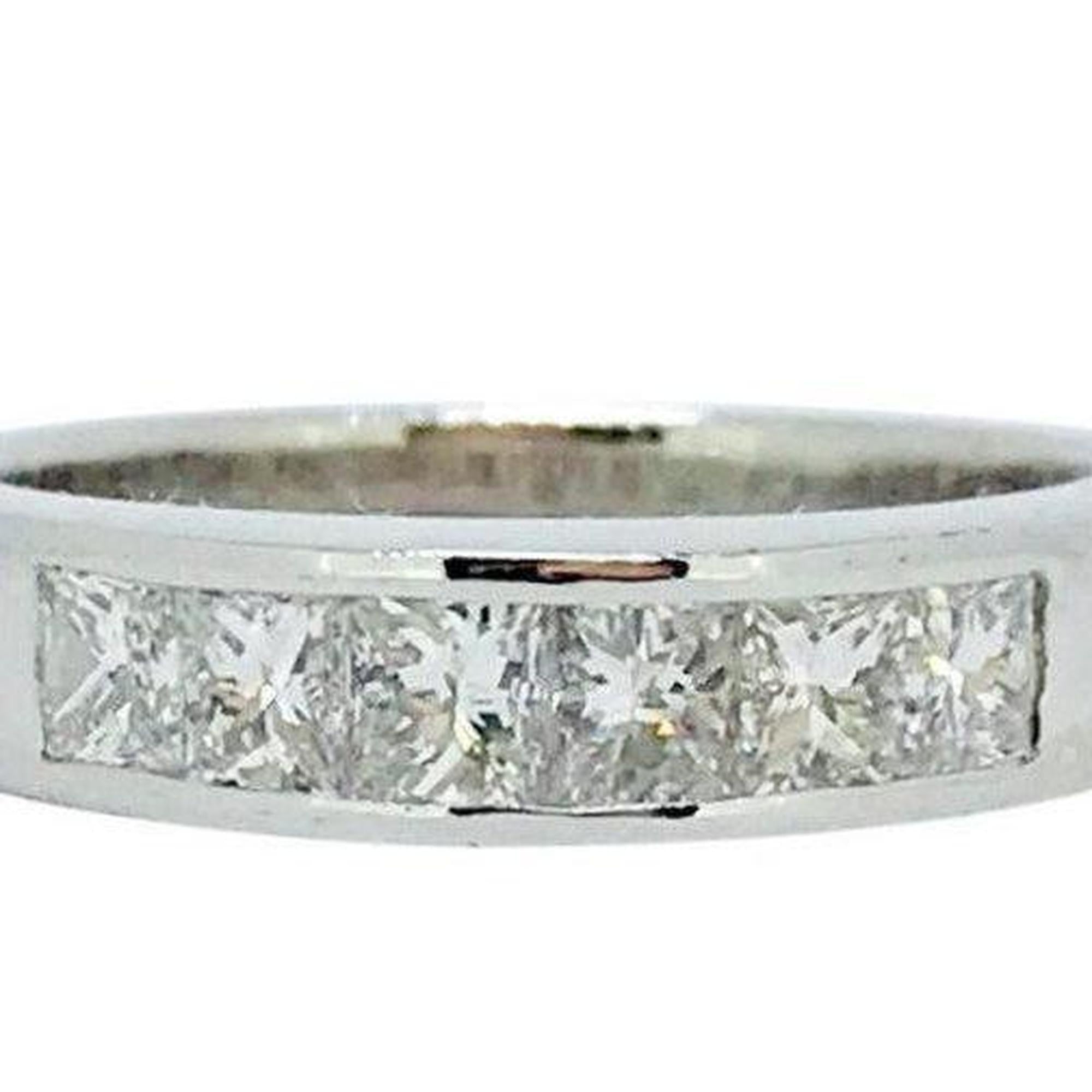 Single Row Diamond Band Ring