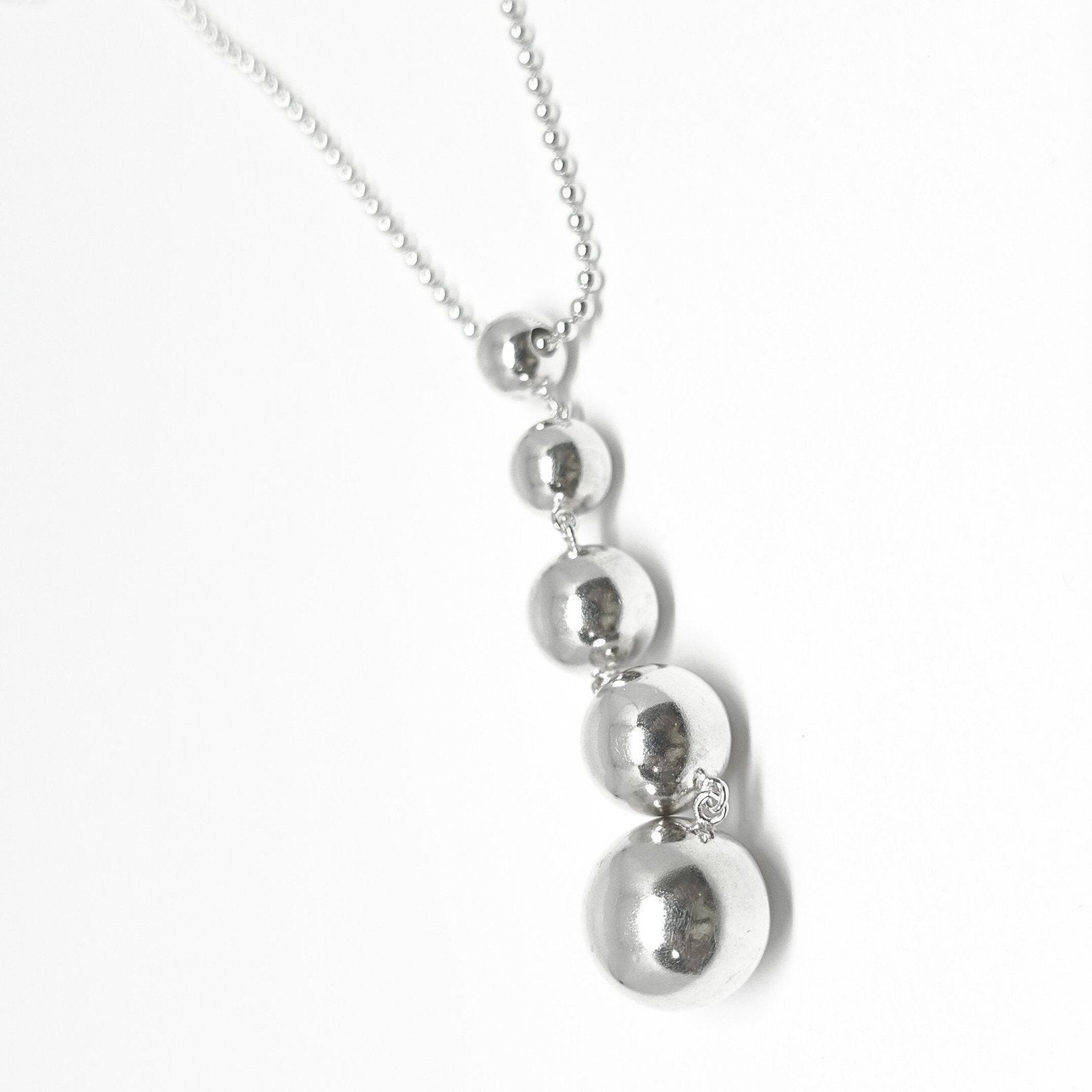 Tiffany & Co. Graduated Drop Bead Pendant Necklace