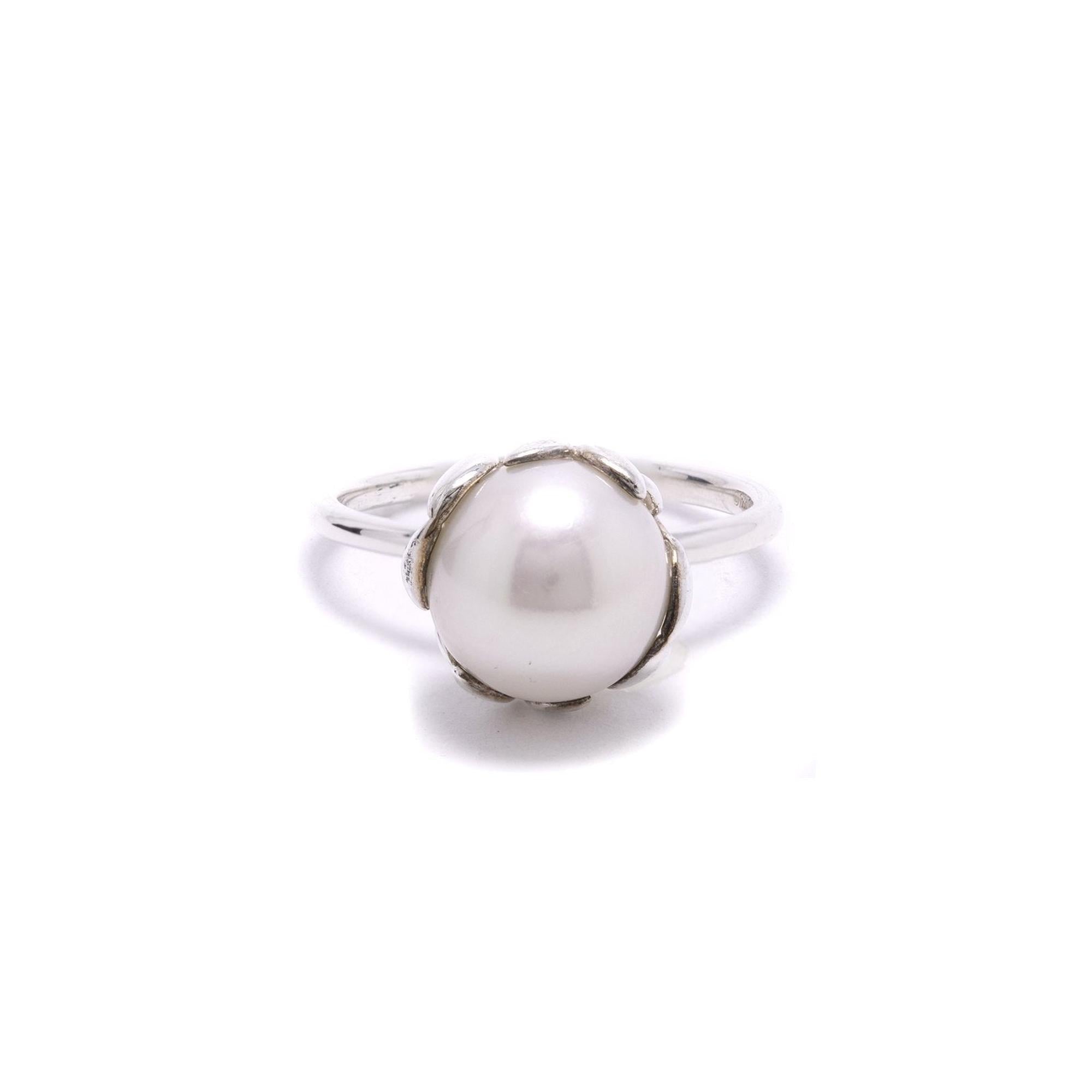 Tiffany & Co. Paloma Picasso Olive Leaf Pearl Ring