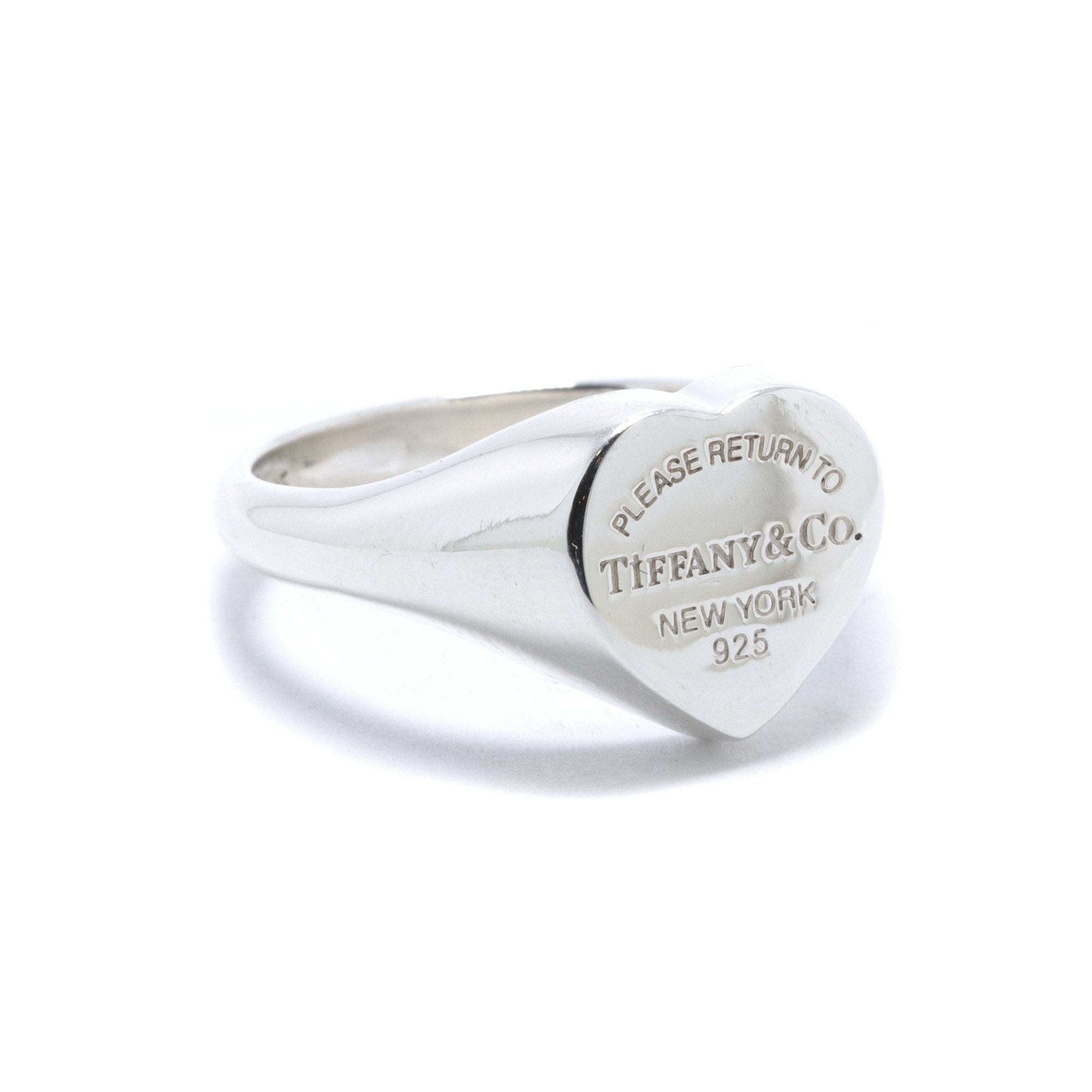 Tiffany & Co. Return to Tiffany Heart Signet Ring