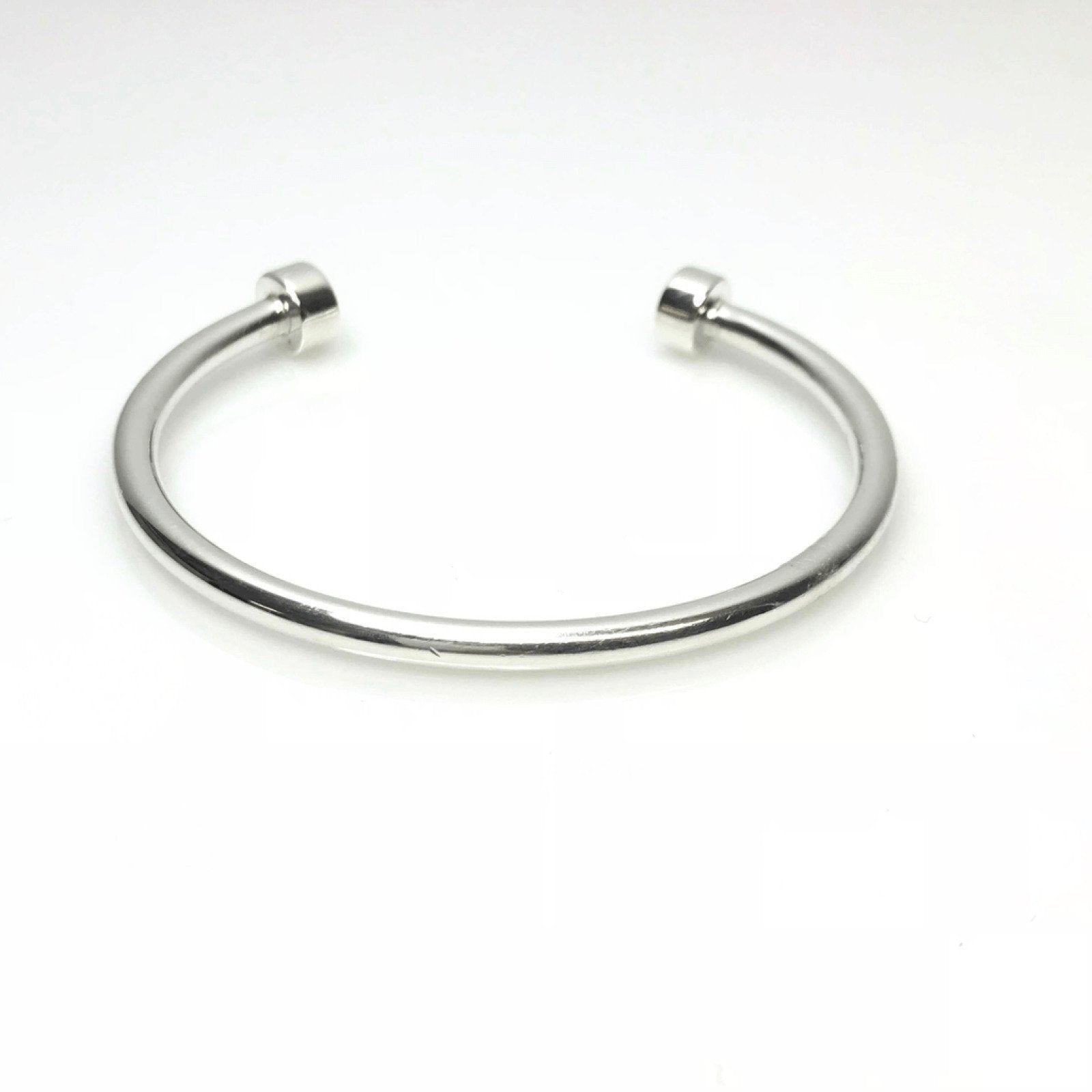 Tiffany & Co. Return to Tiffany Narrow Circle Edge Cuf