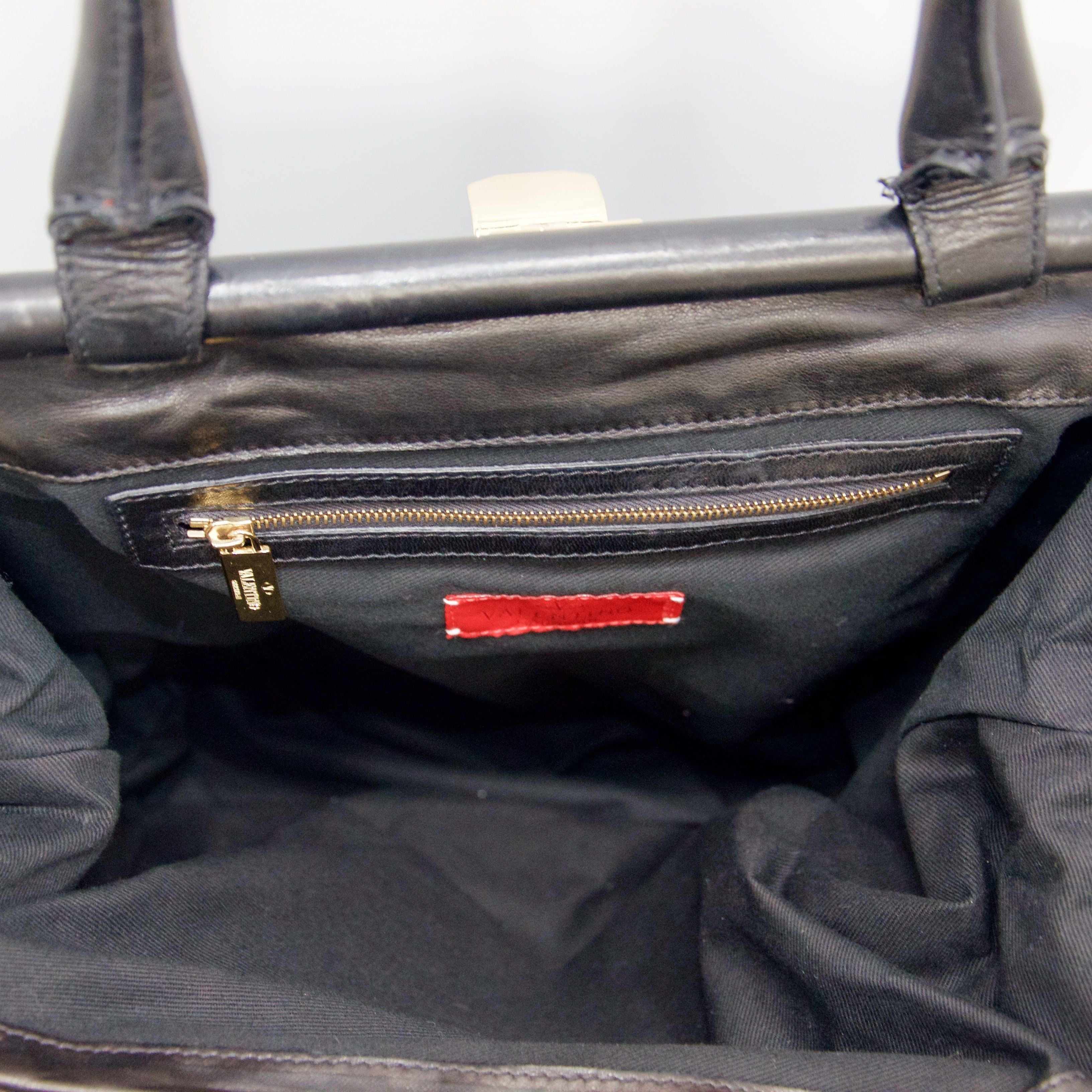 Valentino Garavani Allure Leather Tote