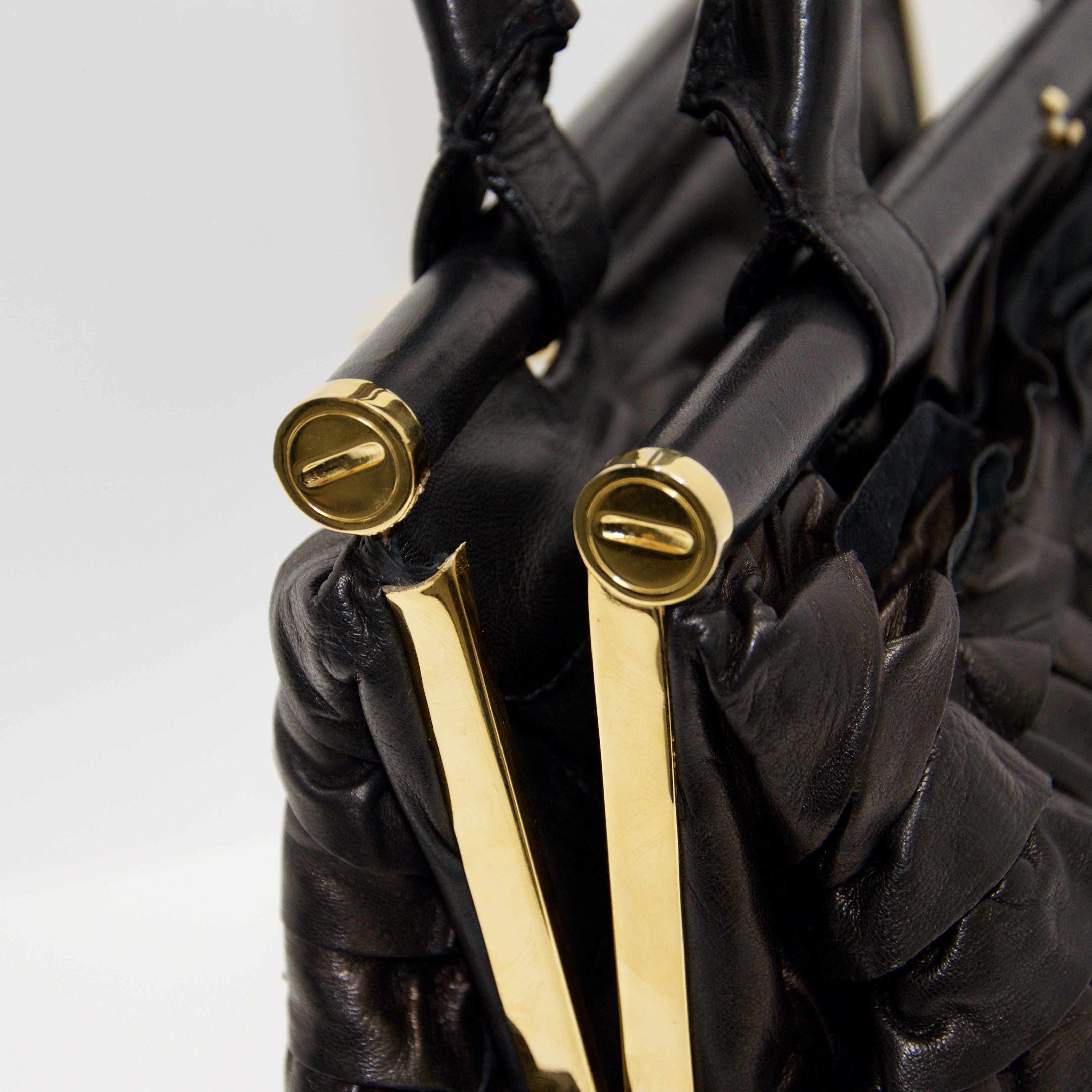 Valentino Garavani Allure Leather Tote