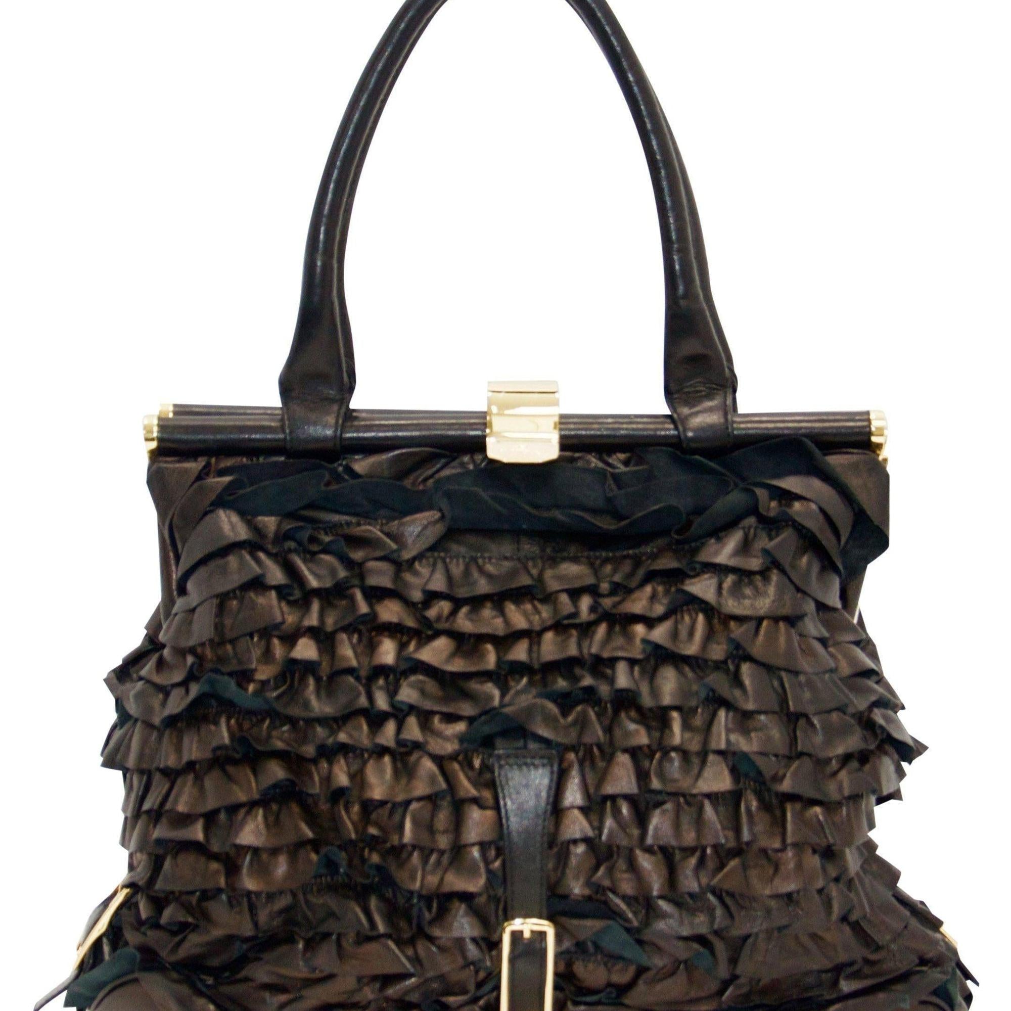 Valentino Garavani Allure Leather Tote