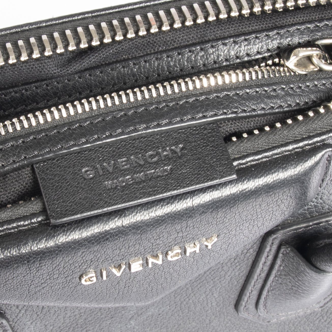 Givenchy Small Antigona Satchel