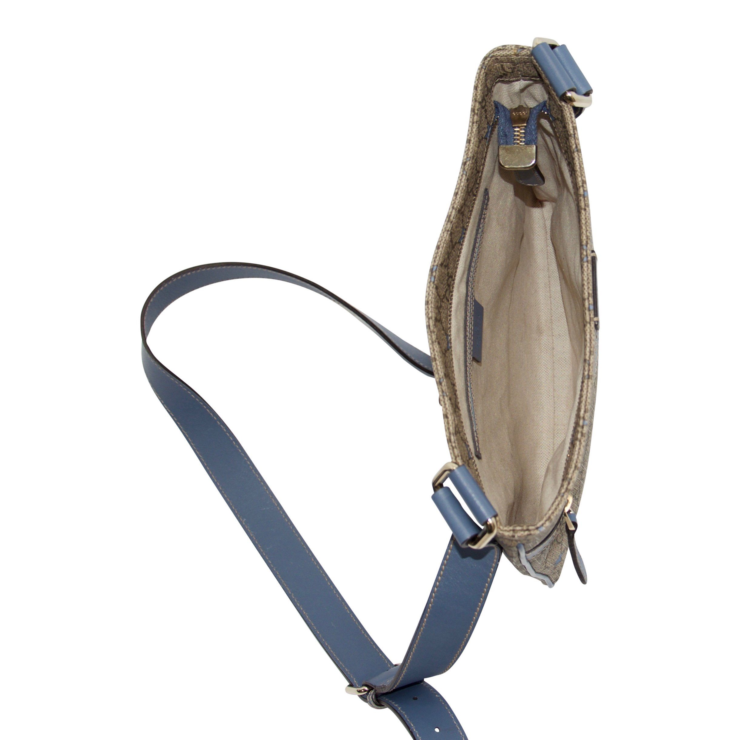 Gucci GG Supreme Star Messenger