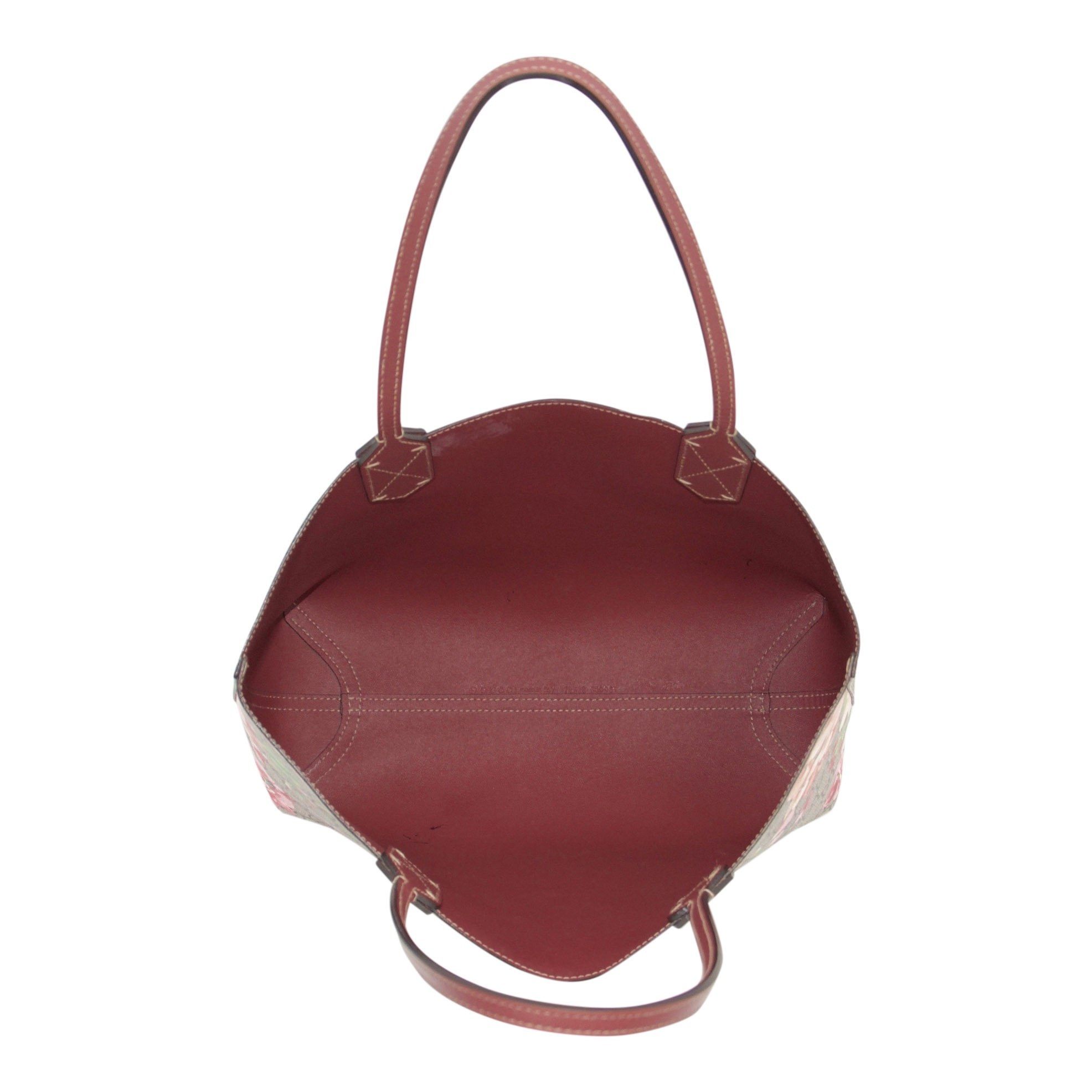Gucci Reversible GG Supreme Blooms Tote
