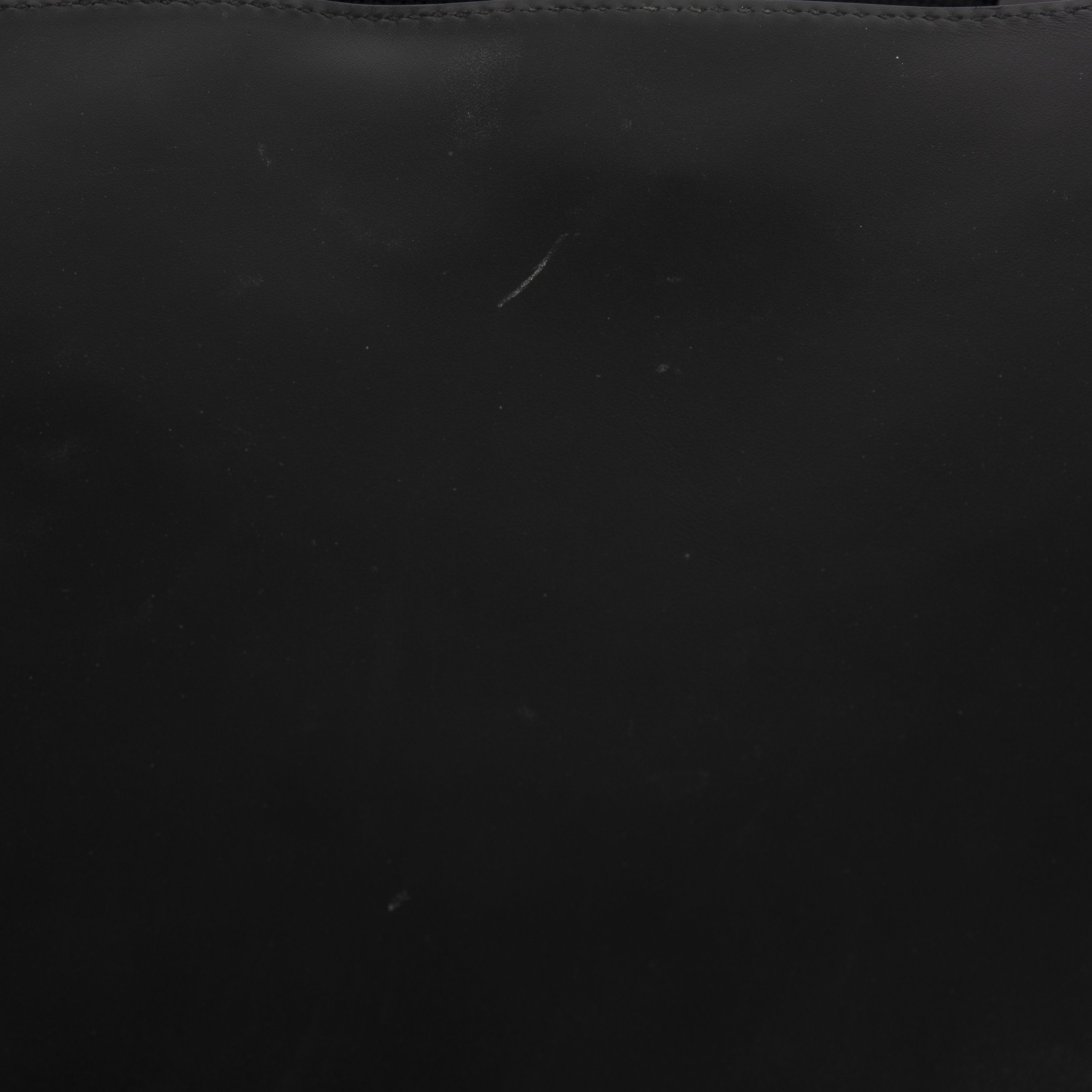 Gucci Signature Leather Messenger Bag