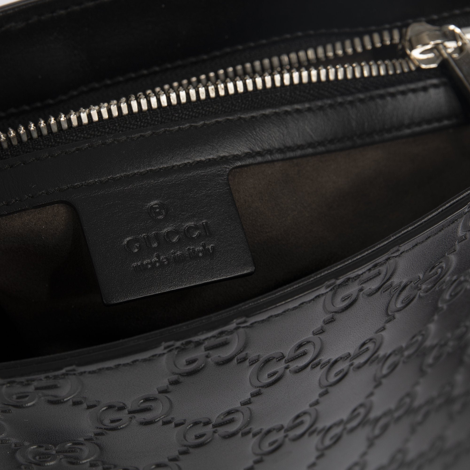 Gucci Signature Leather Messenger Bag