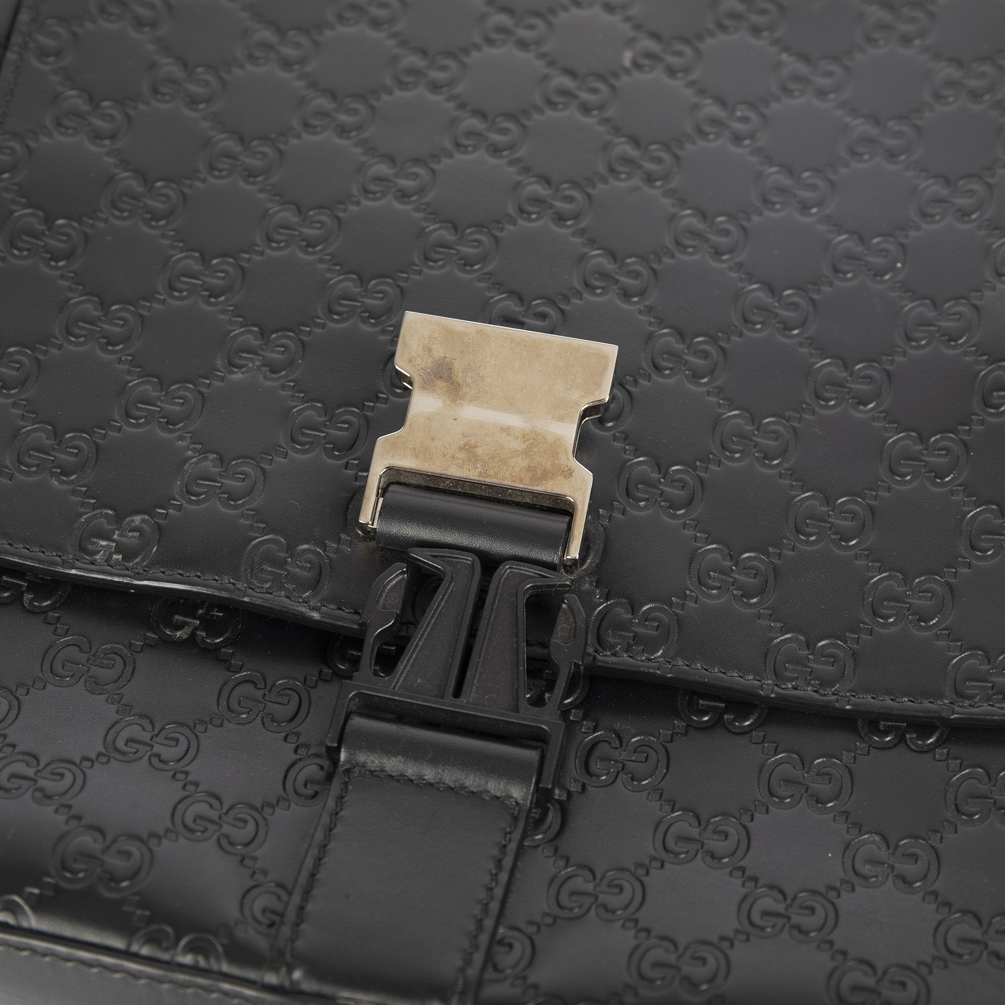 Gucci Signature Leather Messenger Bag