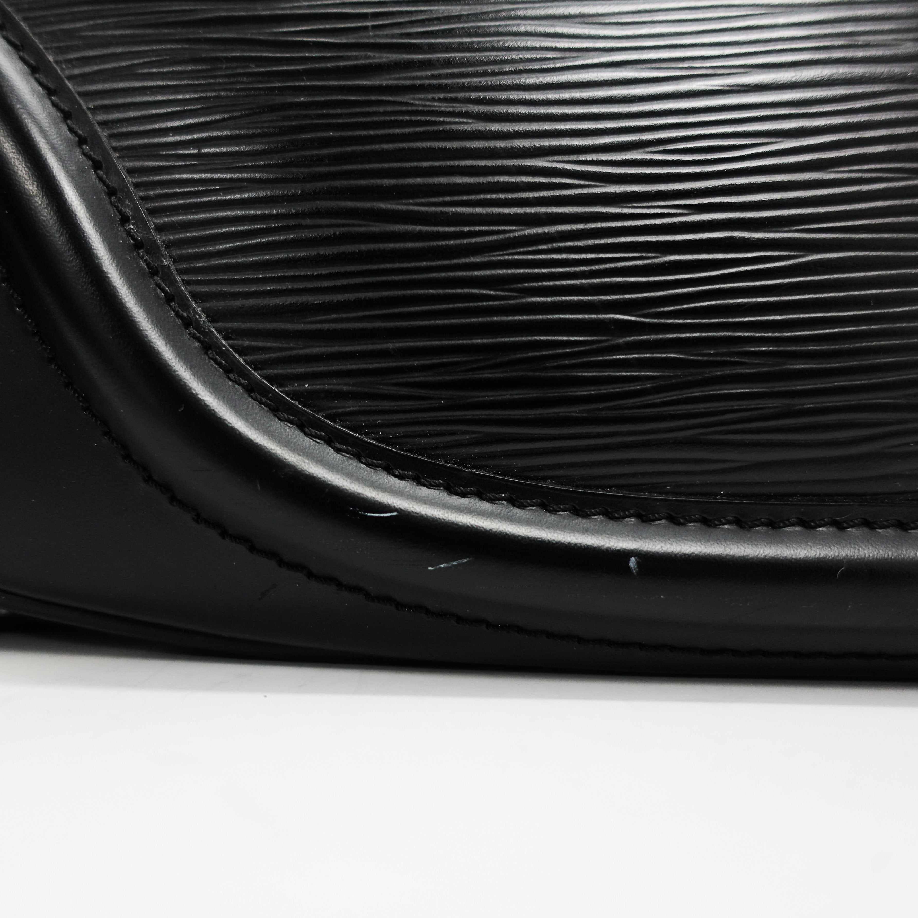 Louis Vuitton Black Epi Leather Sac Montaigne Bag with Strap