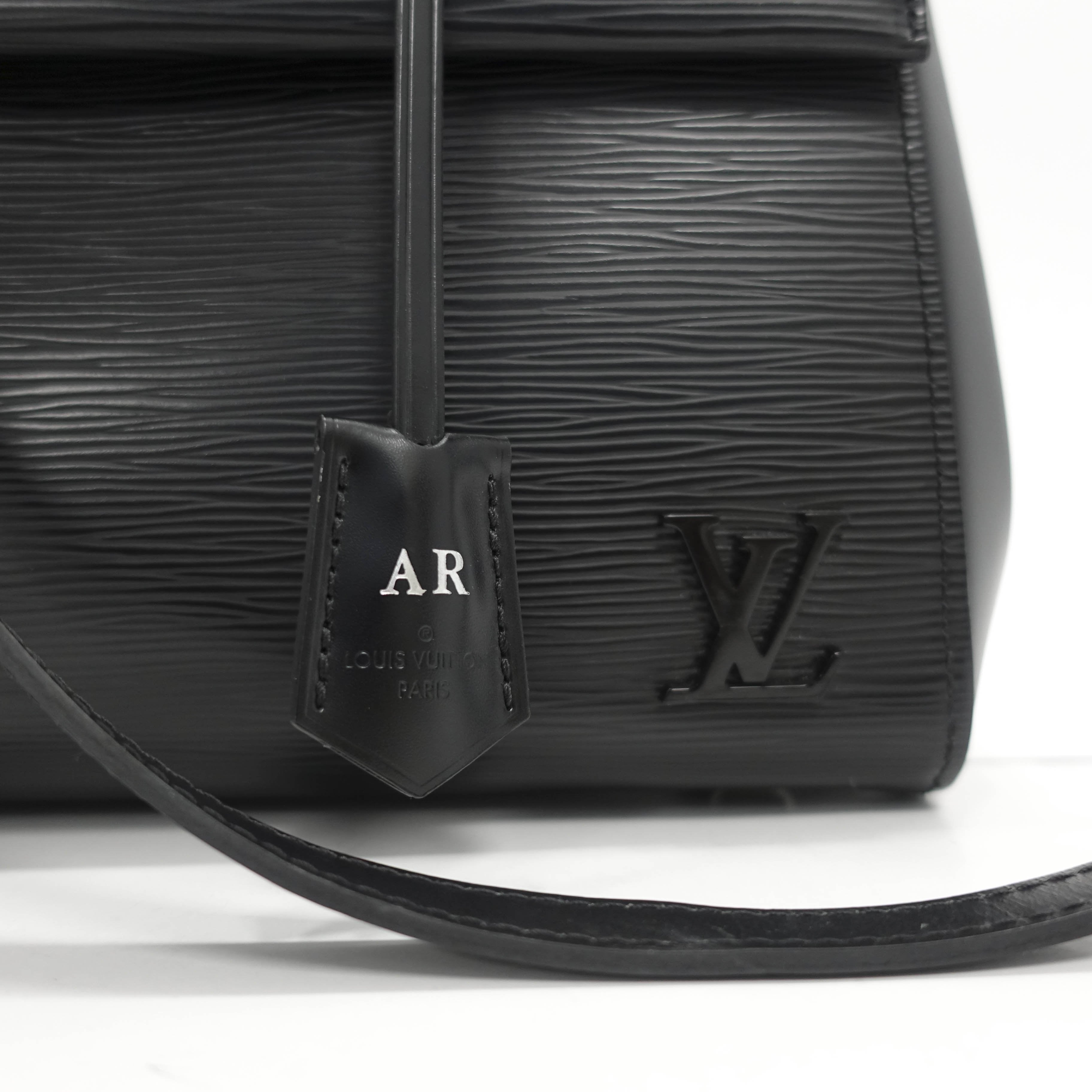 Louis Vuitton Cluny MM