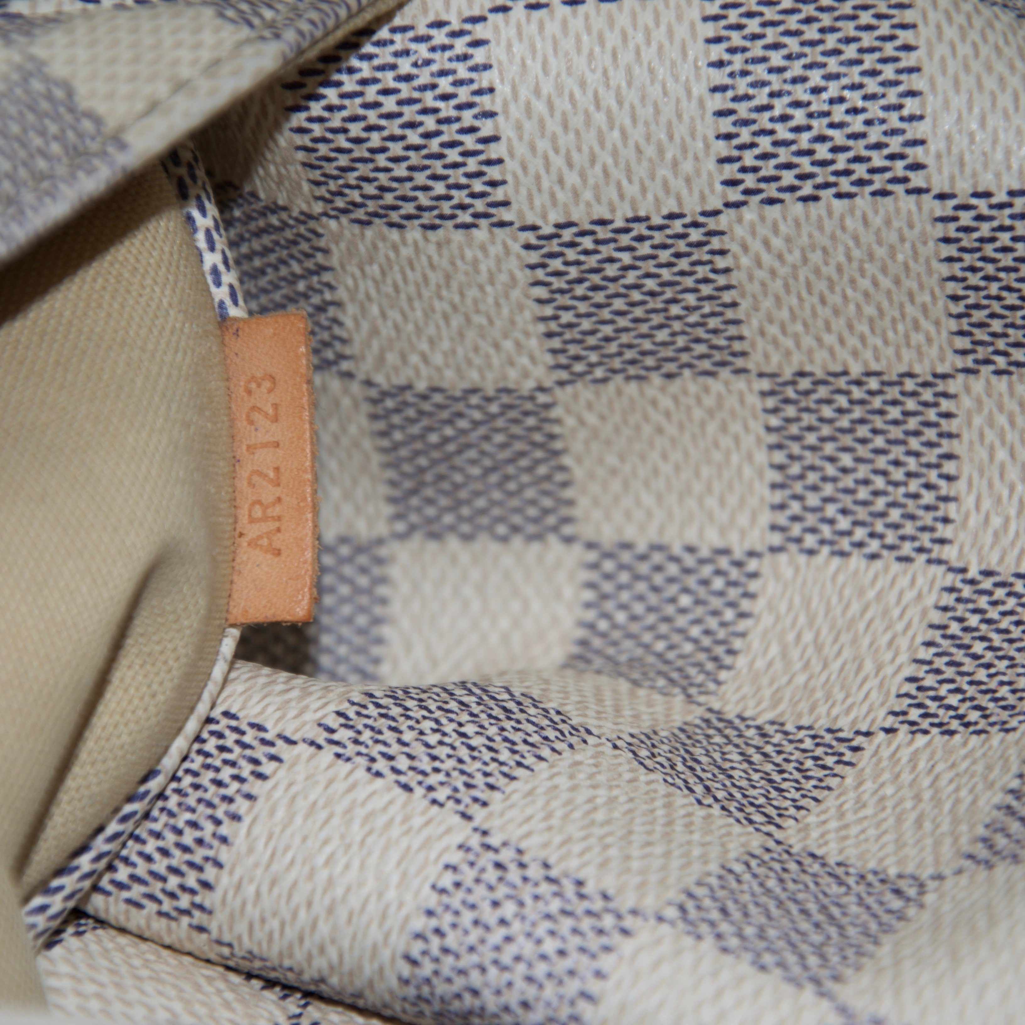 Louis Vuitton Damier Azur Totally MM