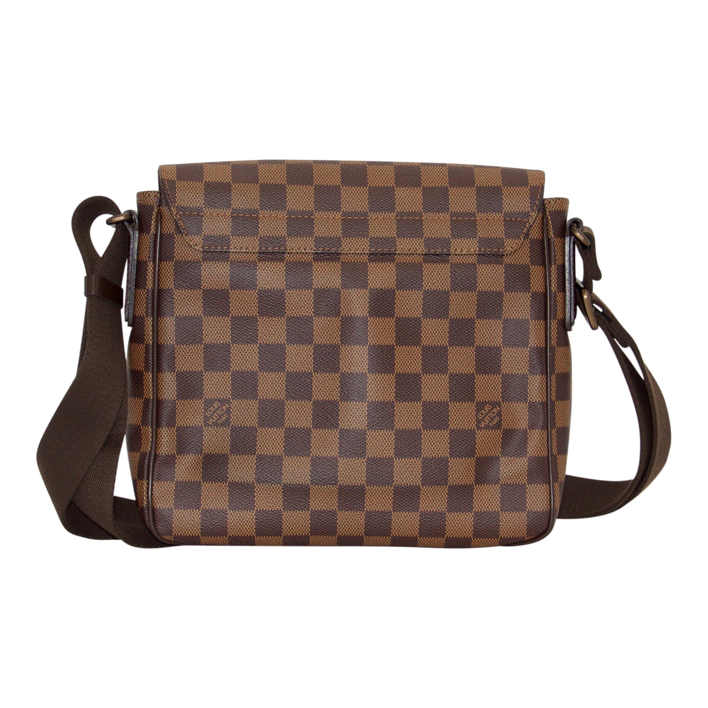Louis Vuitton Damier Ebene District PM