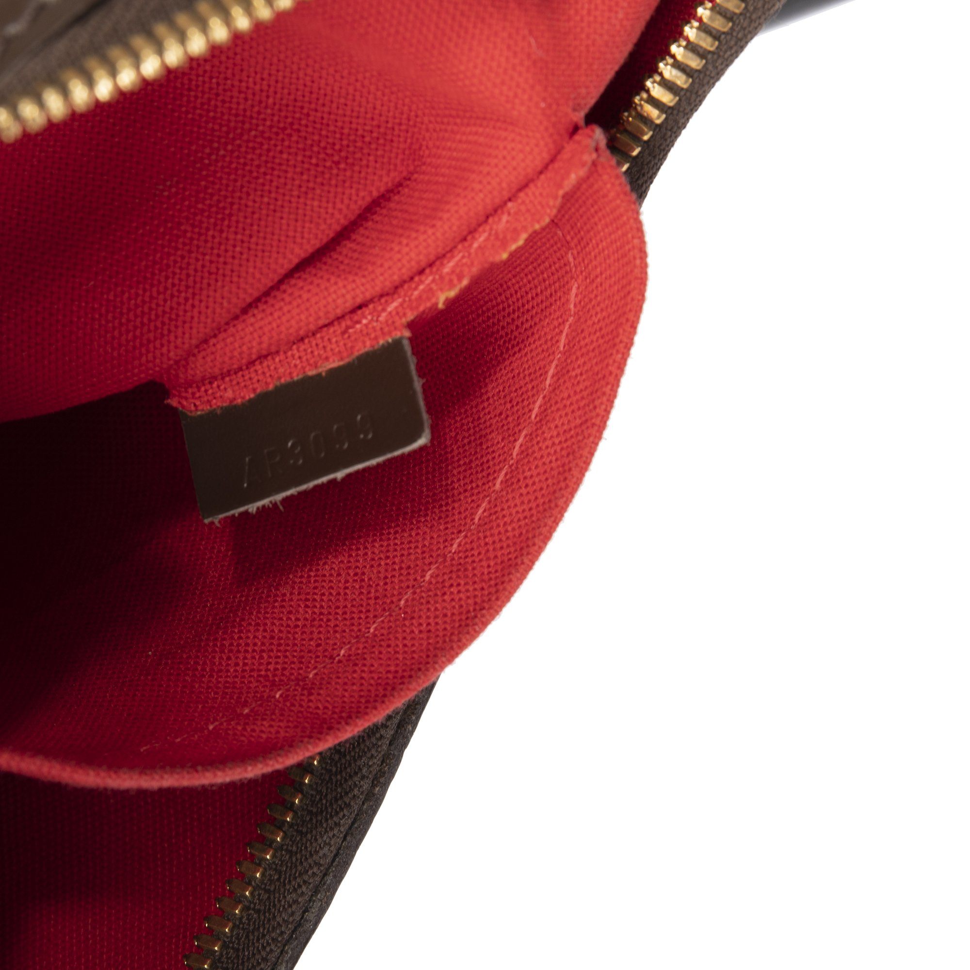 Louis Vuitton Damier Ebene Thames PM