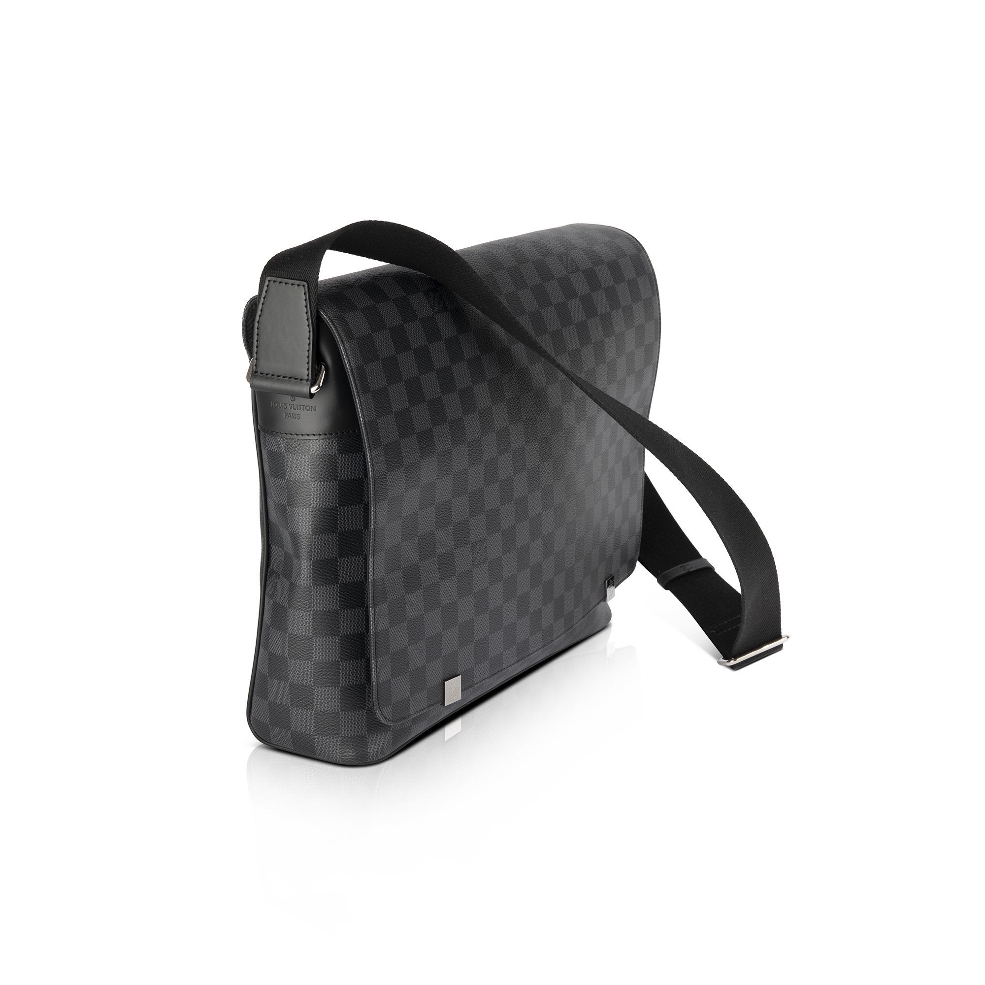 Louis Vuitton Damier Graphite District GM w/ Receipt
