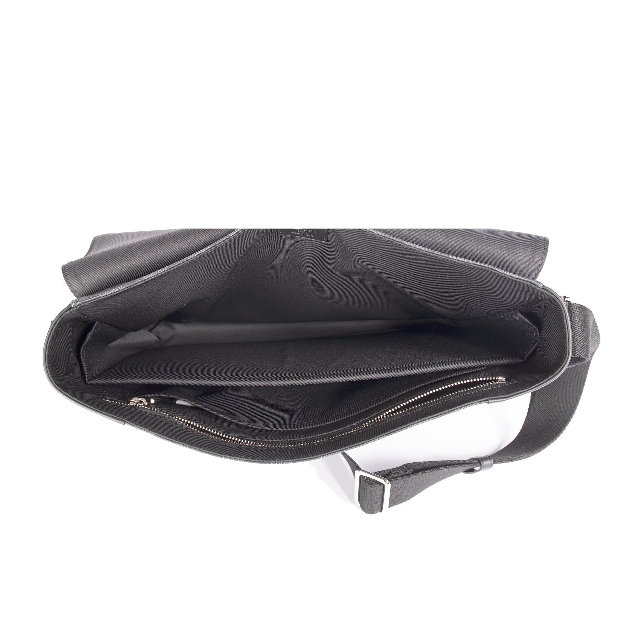 Louis Vuitton Damier Graphite District GM w/ Receipt