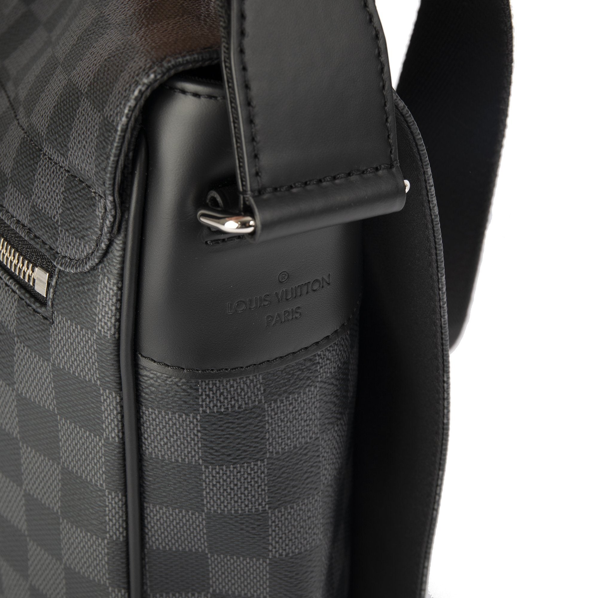 Louis Vuitton Damier Graphite District GM w/ Receipt