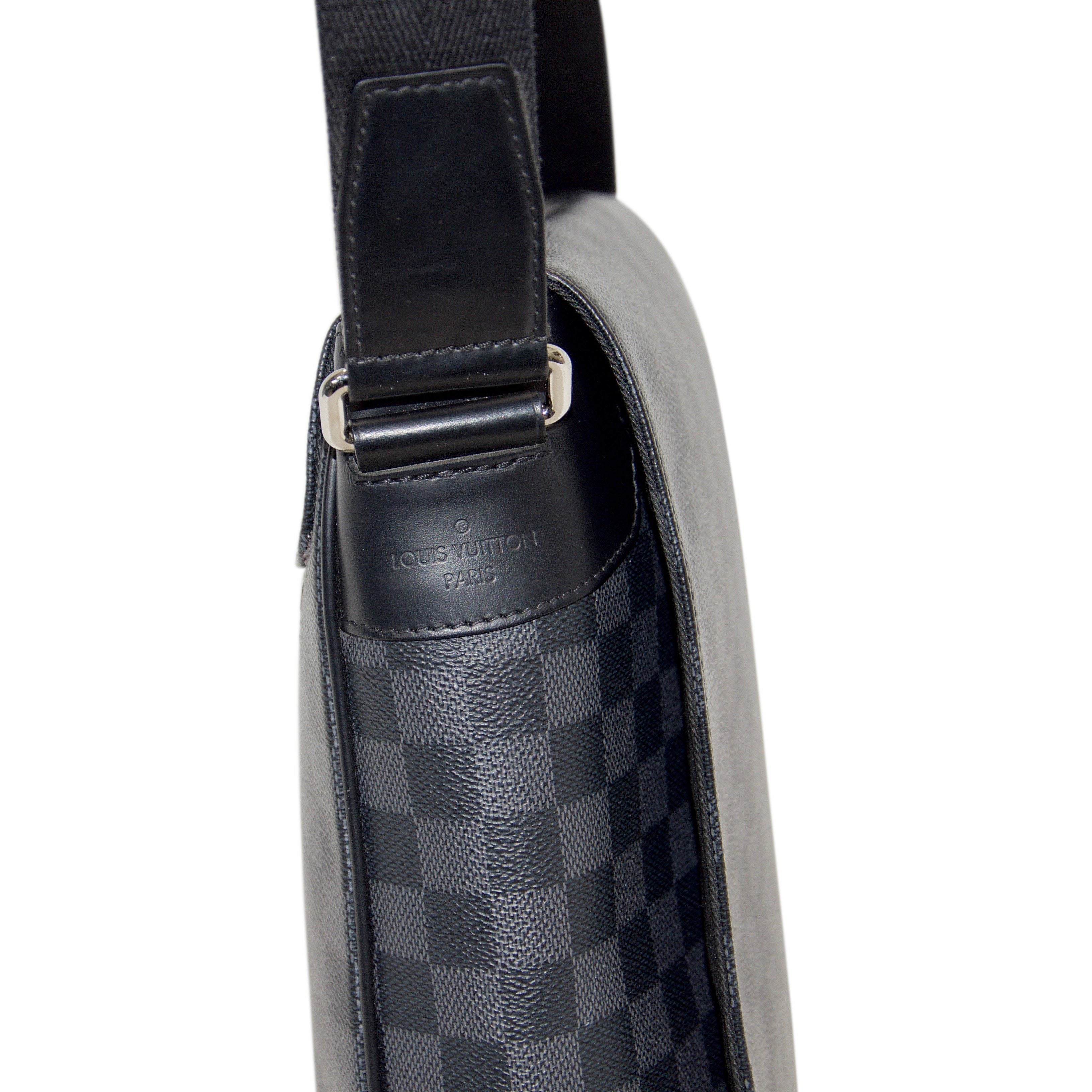 Louis Vuitton Damier Graphite District MM