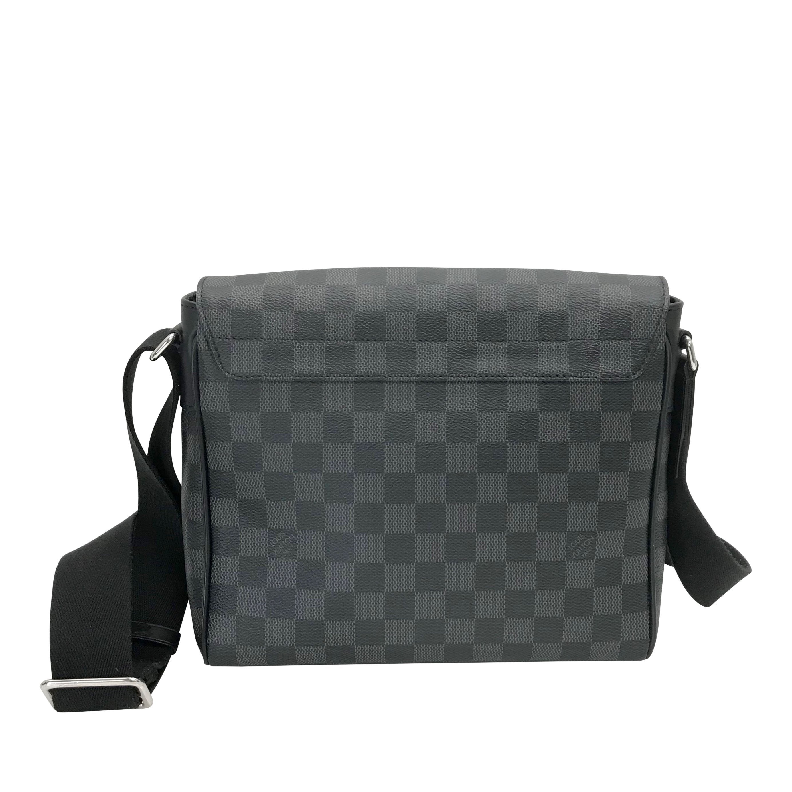 Louis Vuitton Damier Graphite District PM