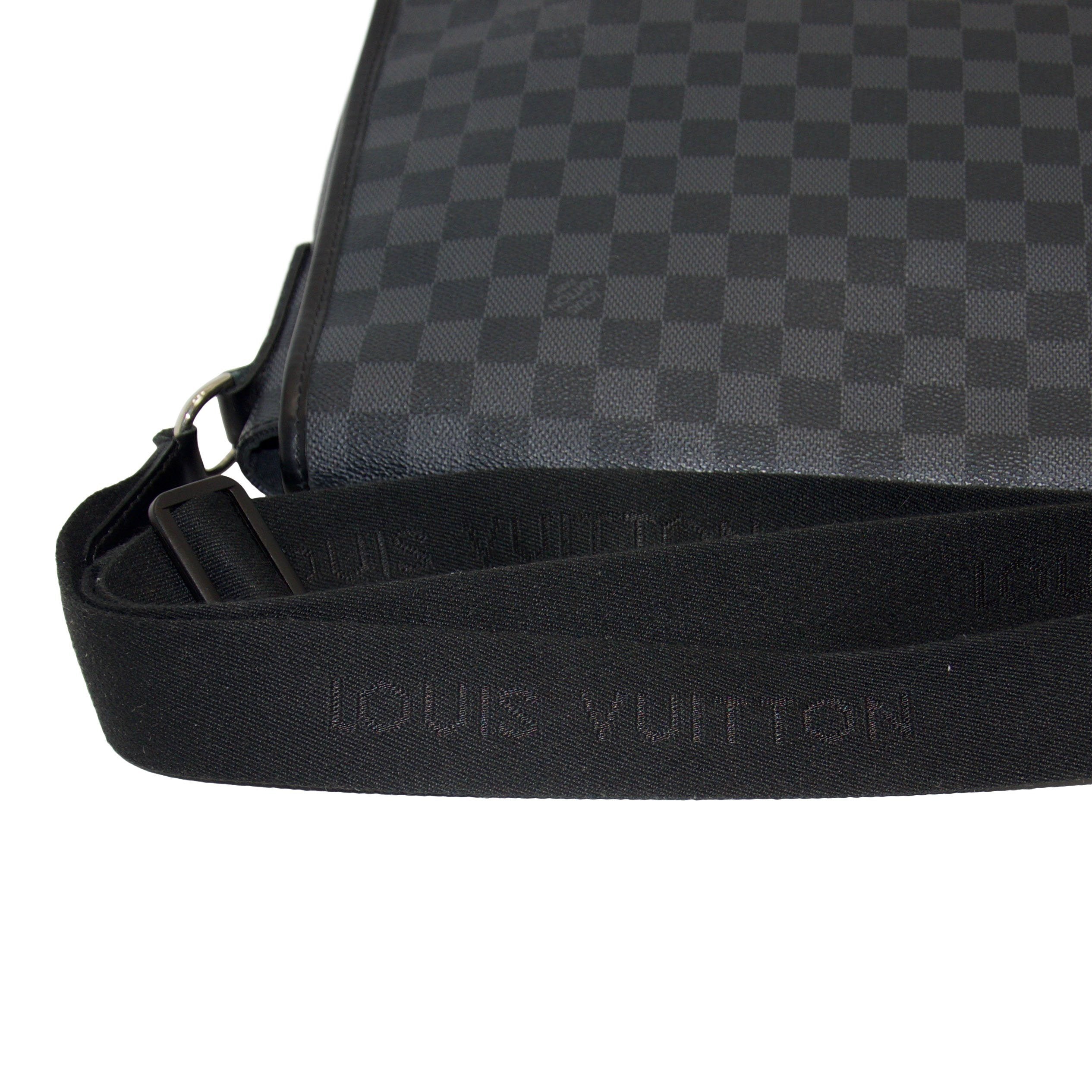 Louis Vuitton Damier Graphite Renzo Messenger Bag