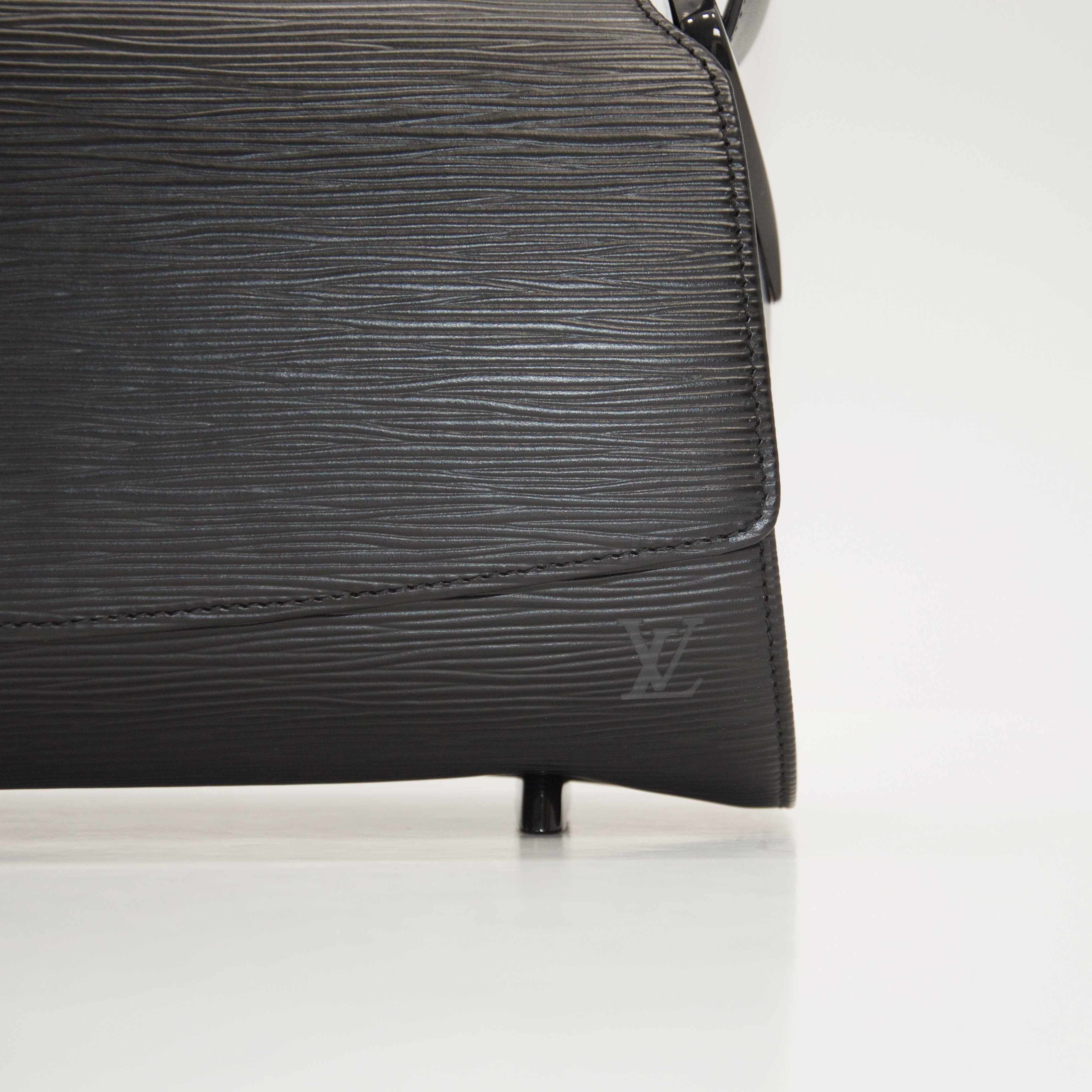 Louis Vuitton Epi Nocturne PM