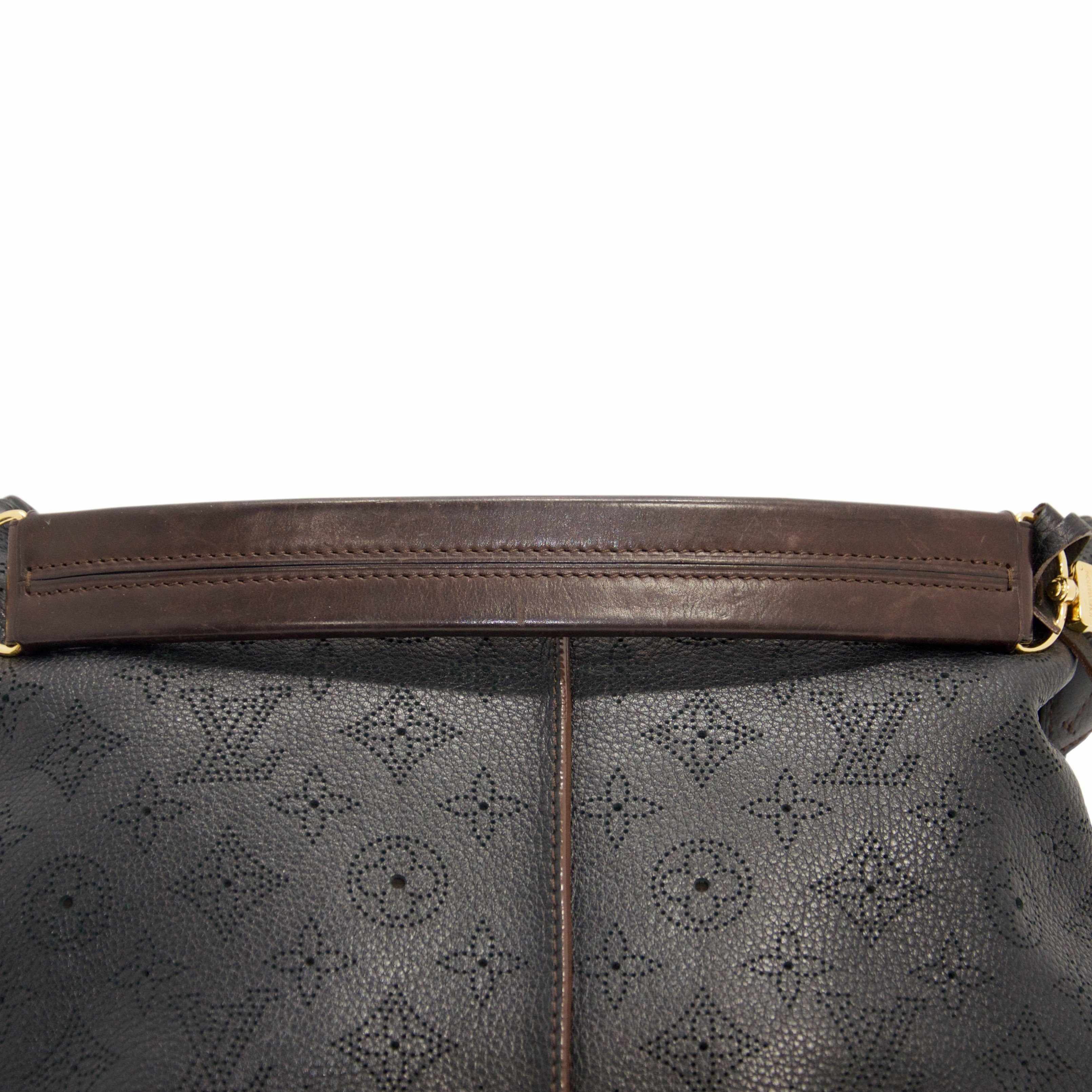 Louis Vuitton Mahina Selene PM