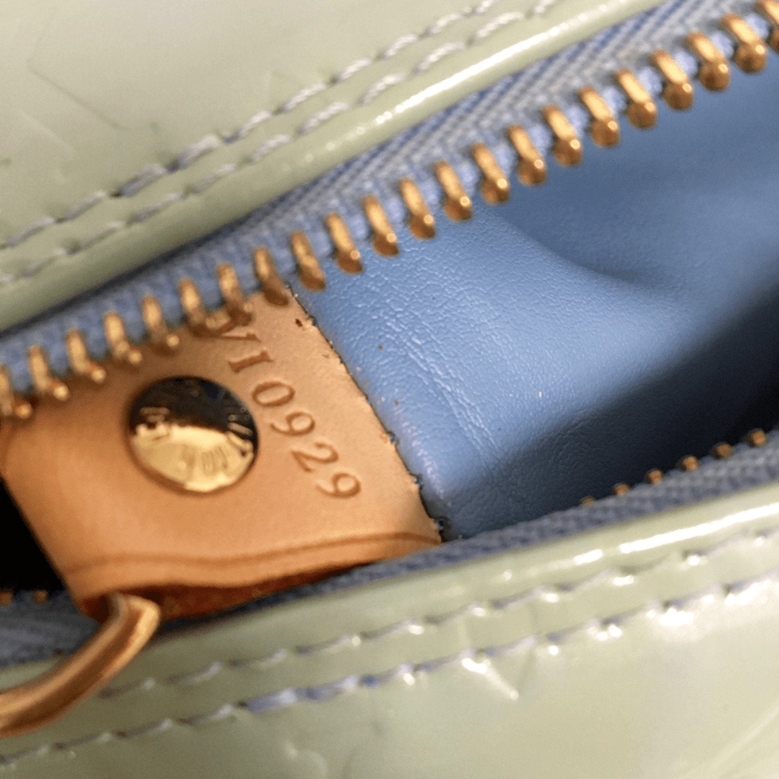 Louis Vuitton Mint Vernis Bedford