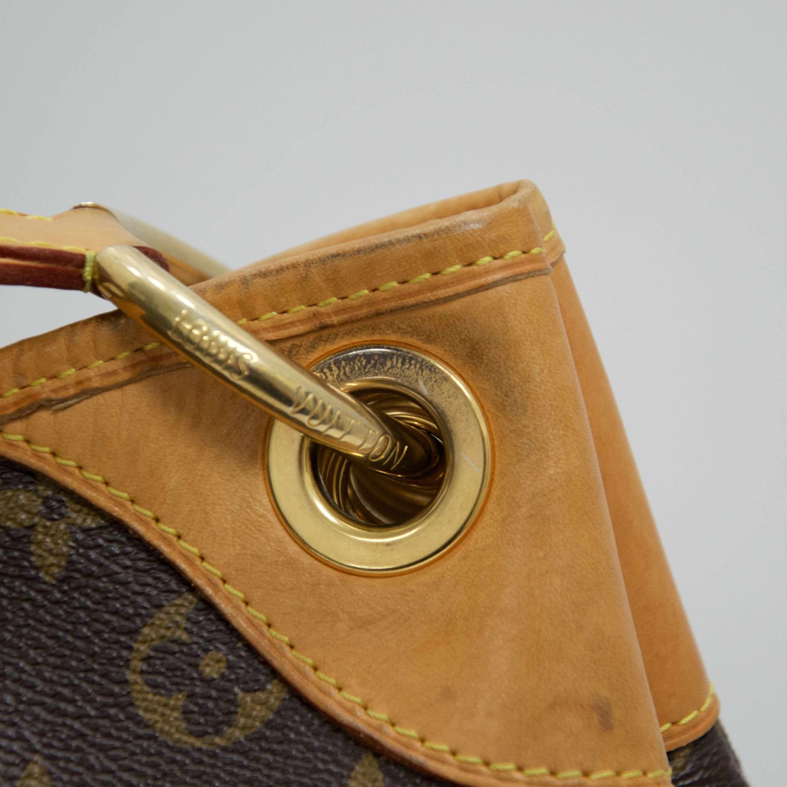 Louis Vuitton Monogram Galleria GM