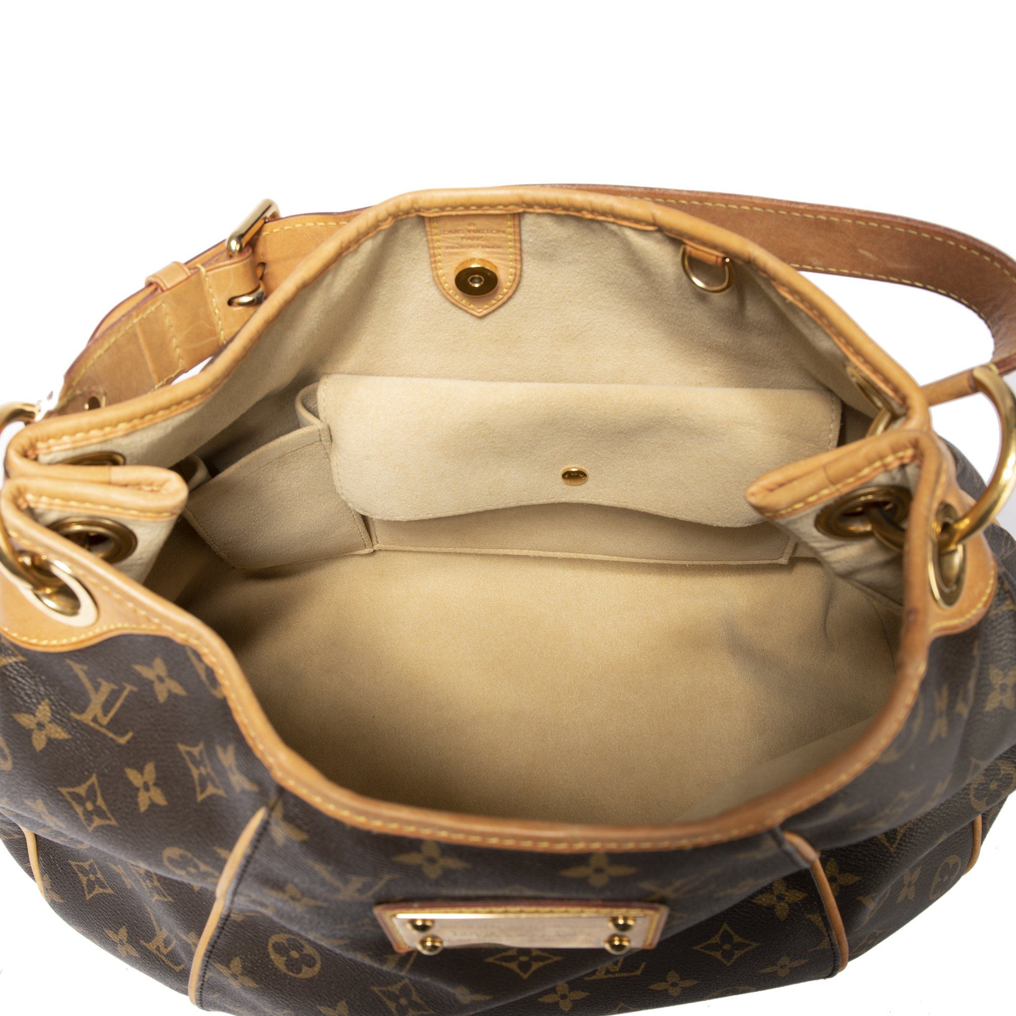 Louis Vuitton Monogram Galleria PM