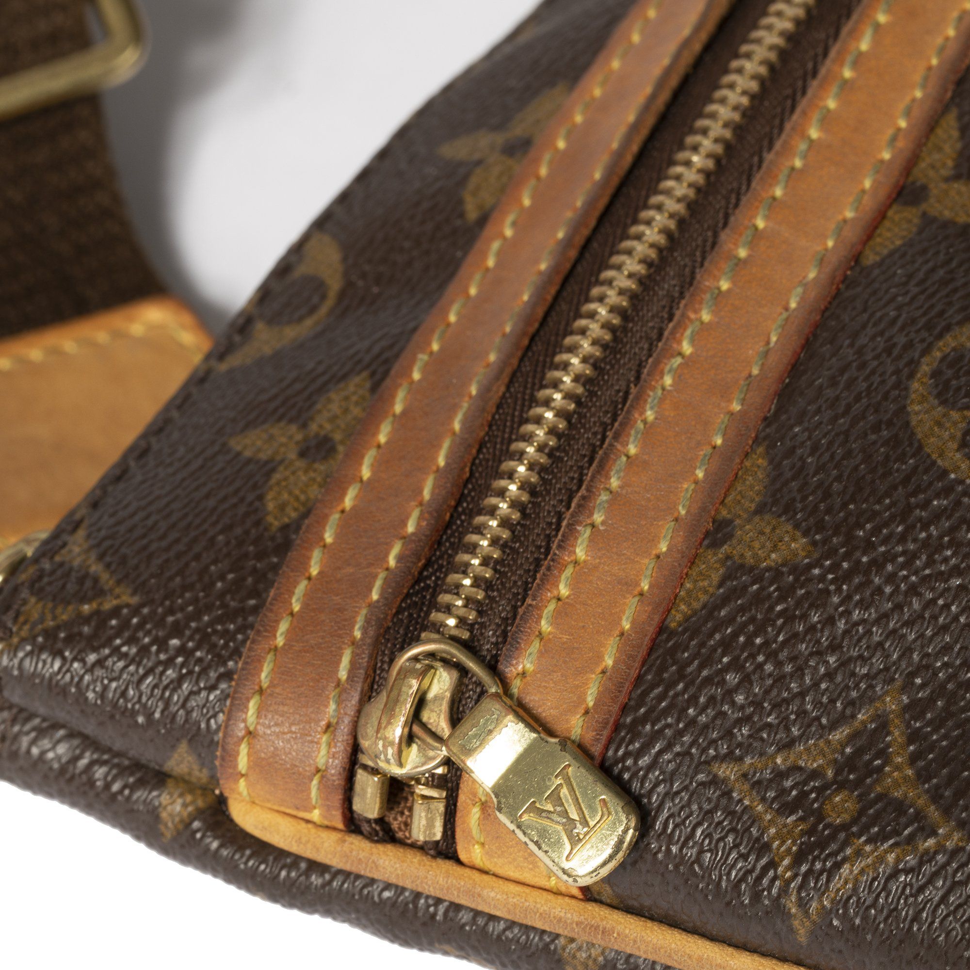 Louis Vuitton Monogram Pochette Bosphore
