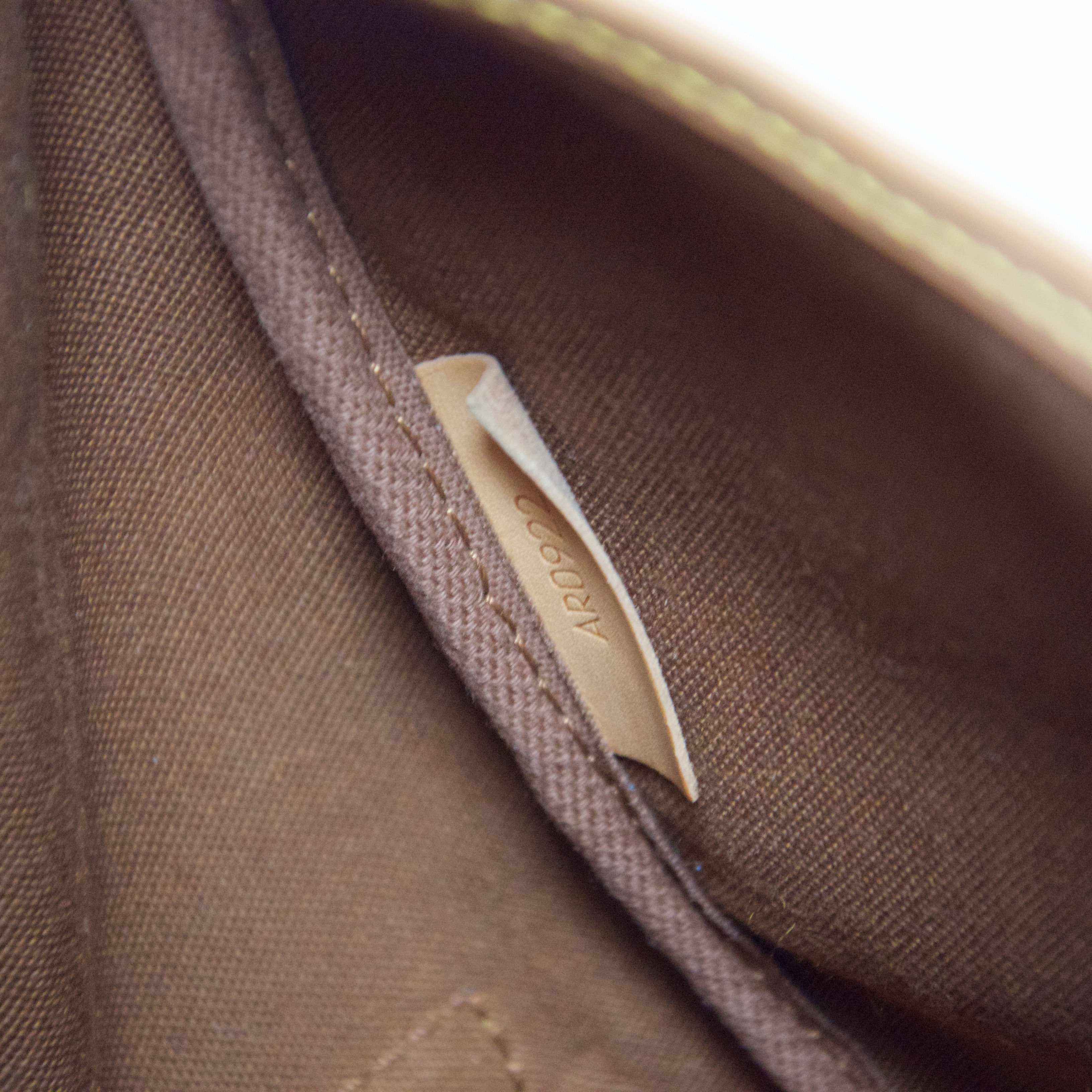 Louis Vuitton Monogram Saumur 35