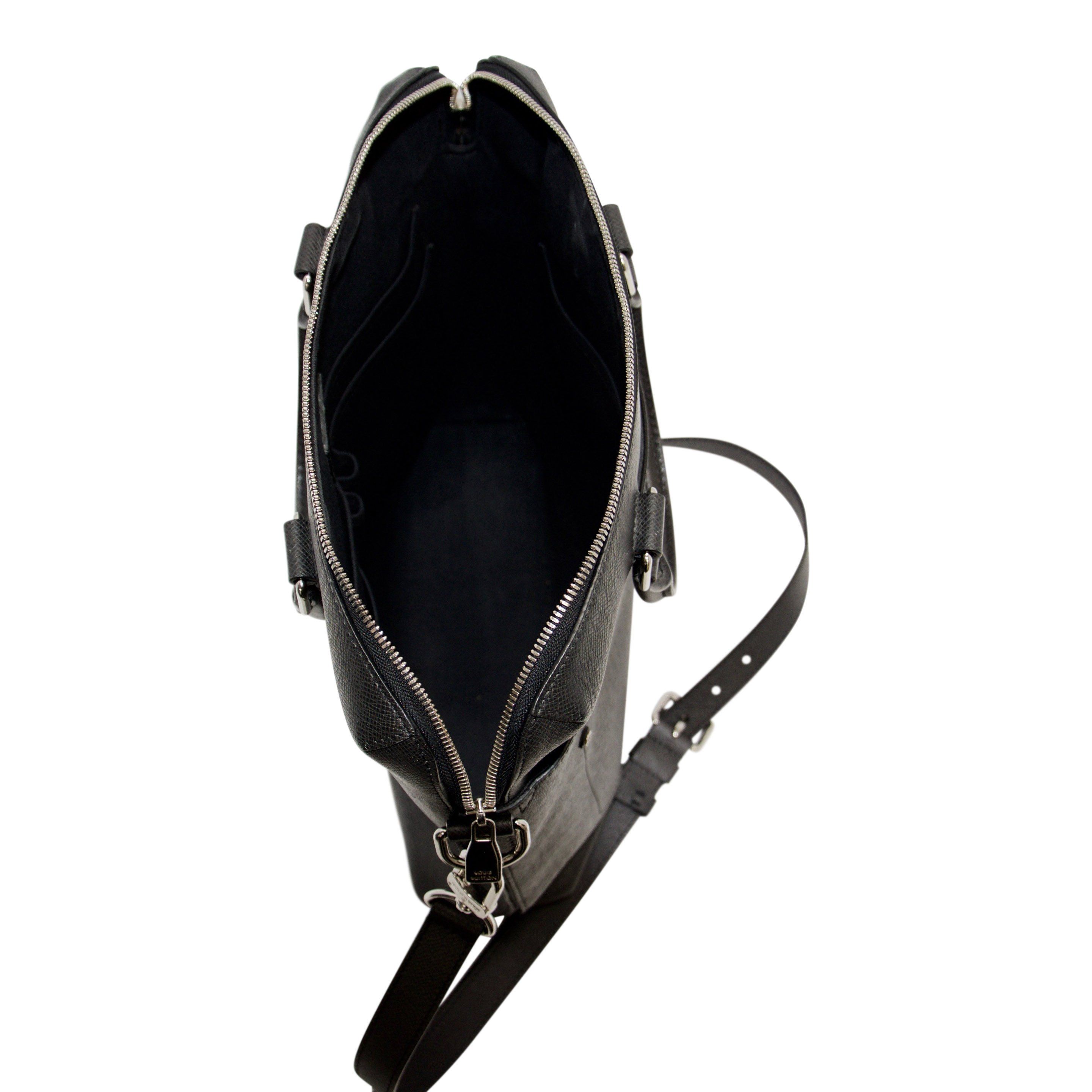 Louis Vuitton Taiga Grigori Tote