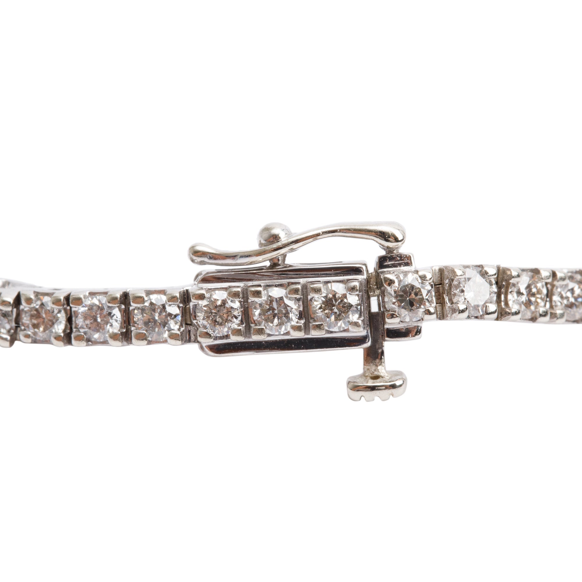 10k White Gold 3.00 tcw. Diamond Tennis Bracelet