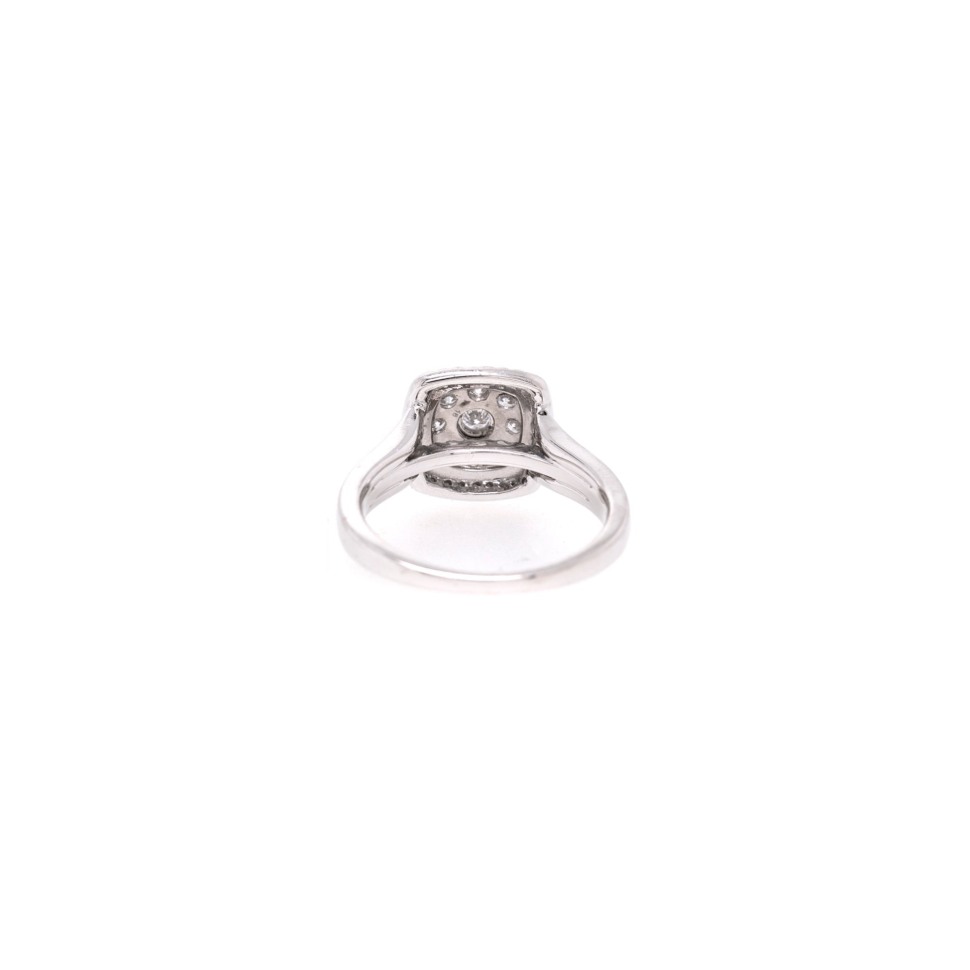 10k White Gold Diamond Cluster Ring